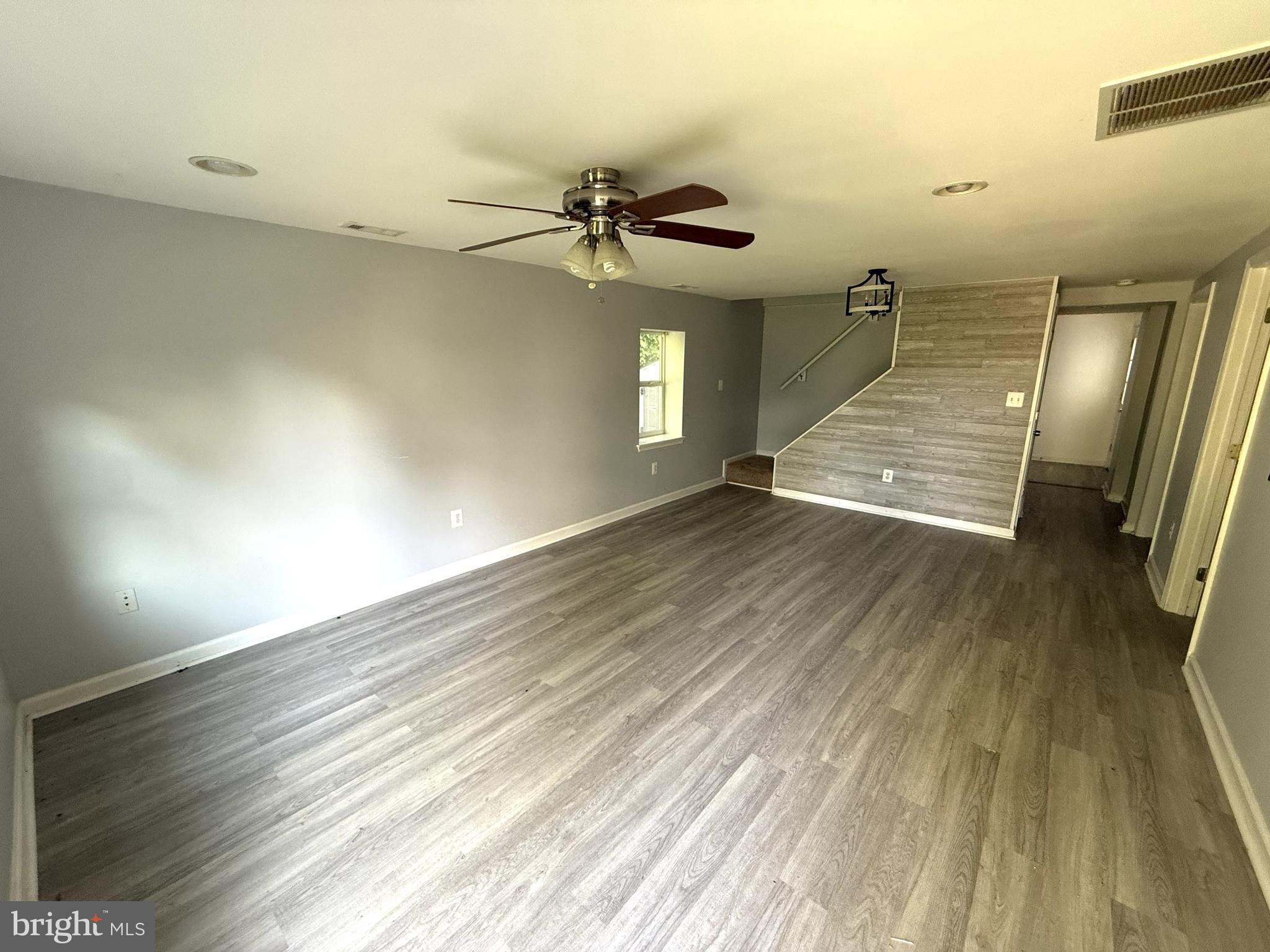 SOLLEY HEIGHTS - Residential