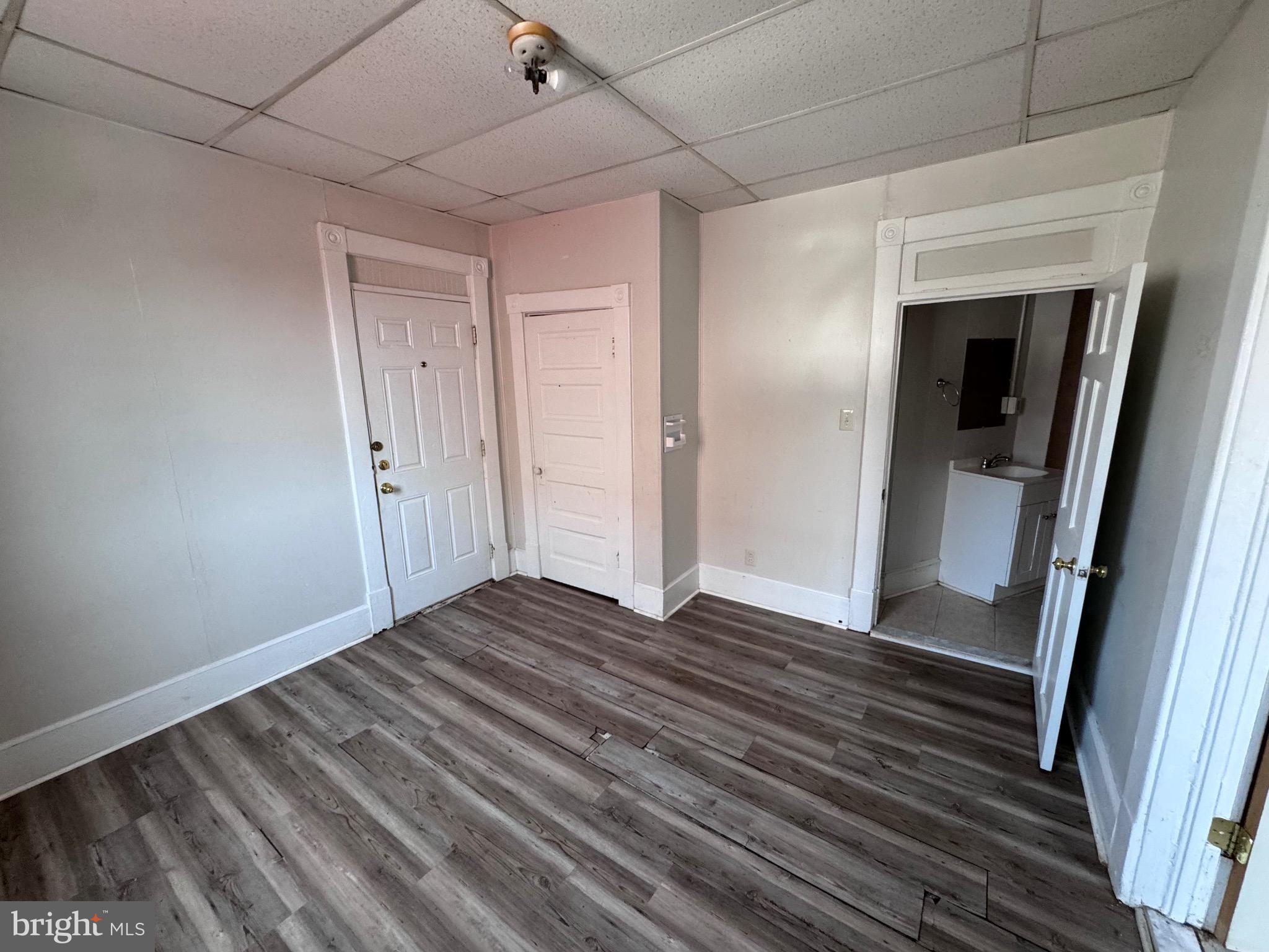117 E MARTIN STREET 1