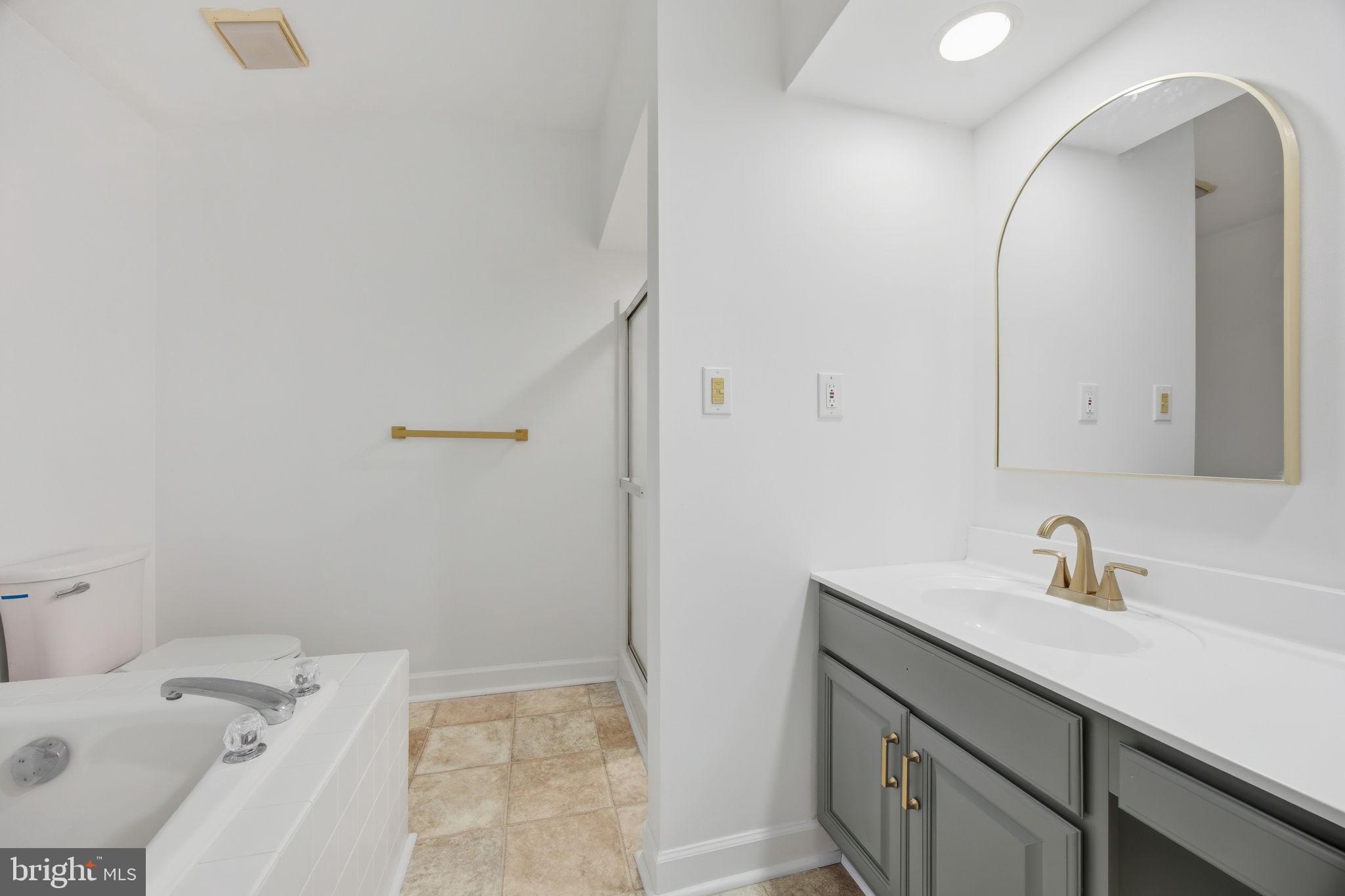 EASTLAND - Residential