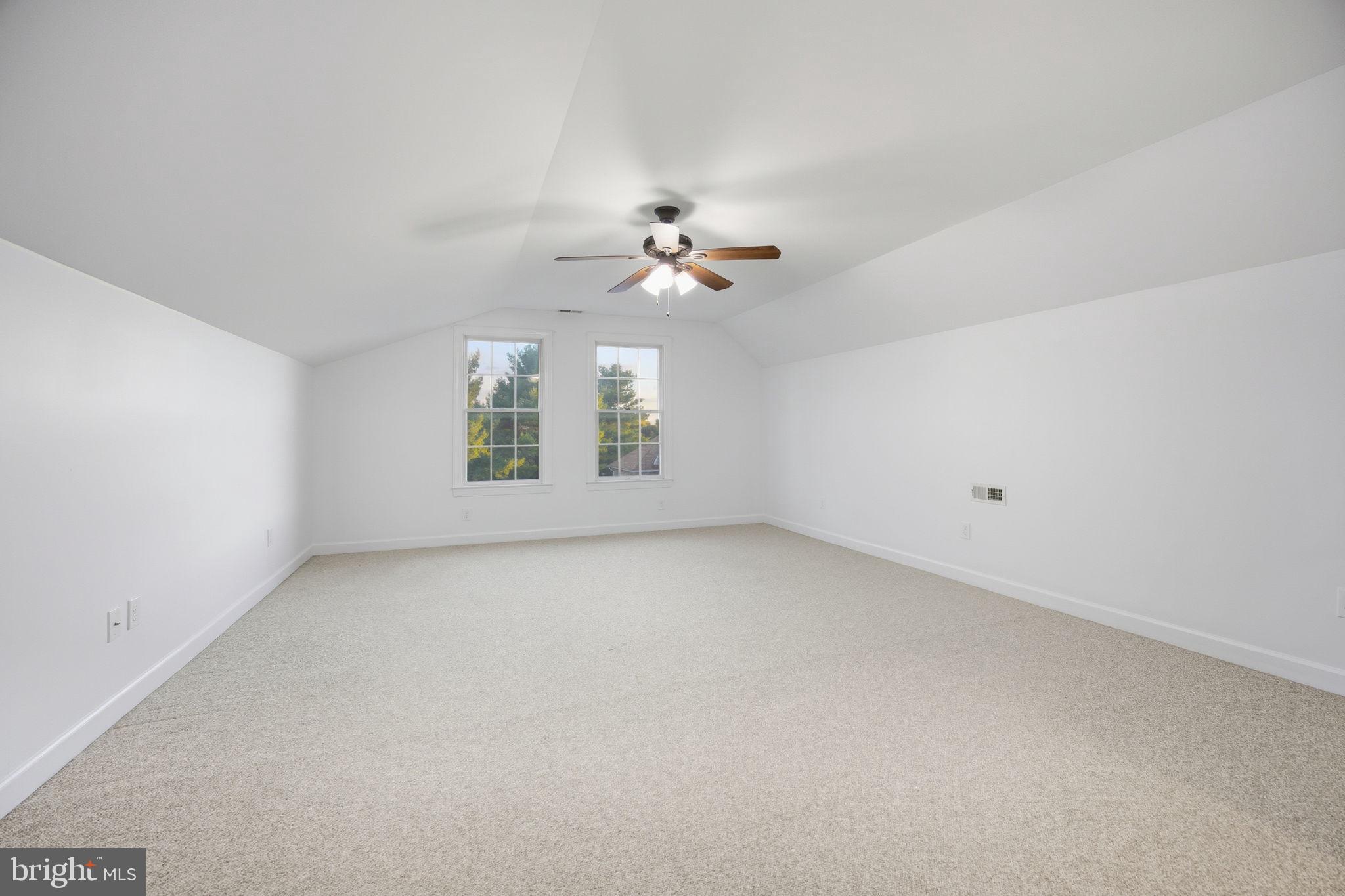 EASTLAND - Residential