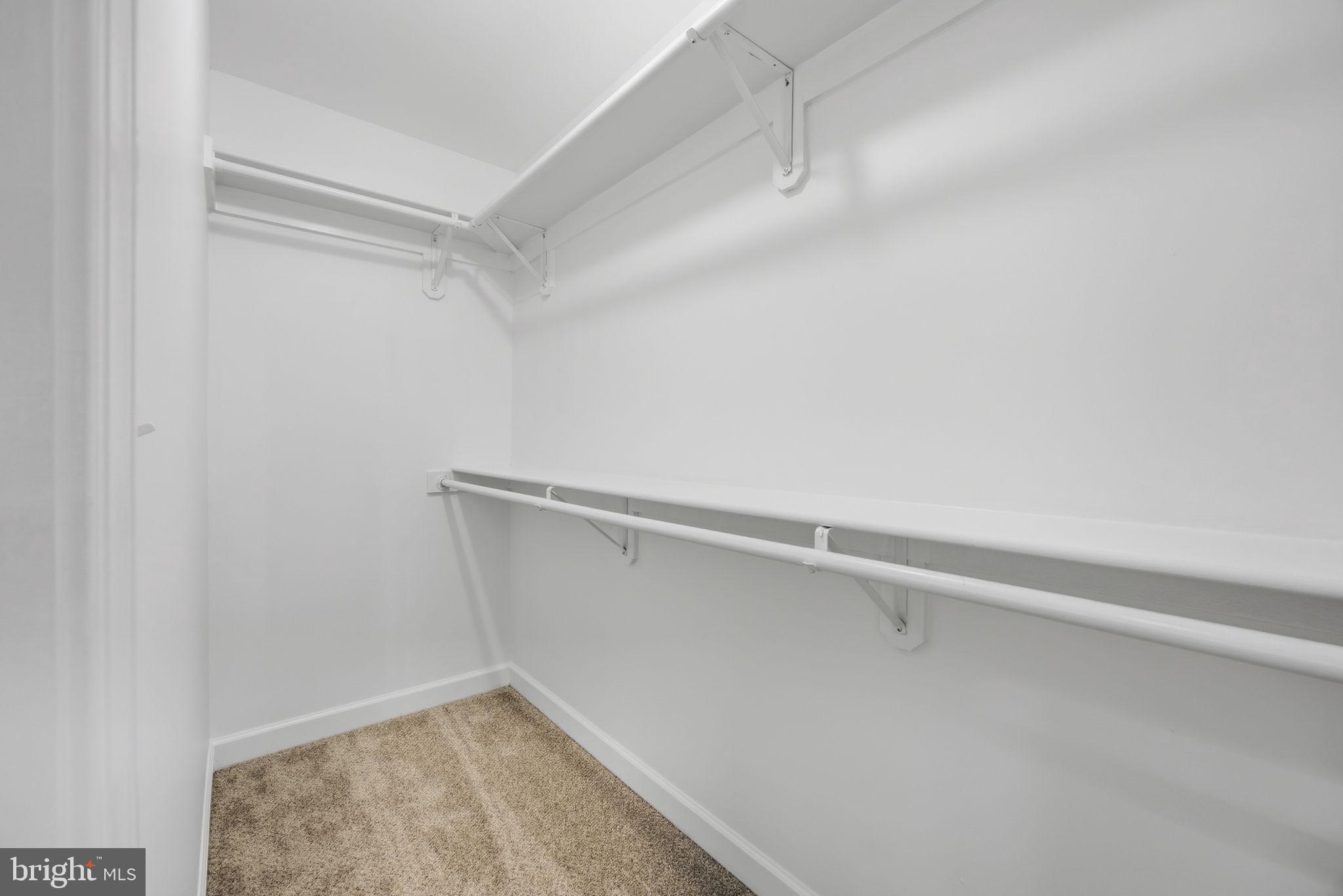 EASTLAND - Residential