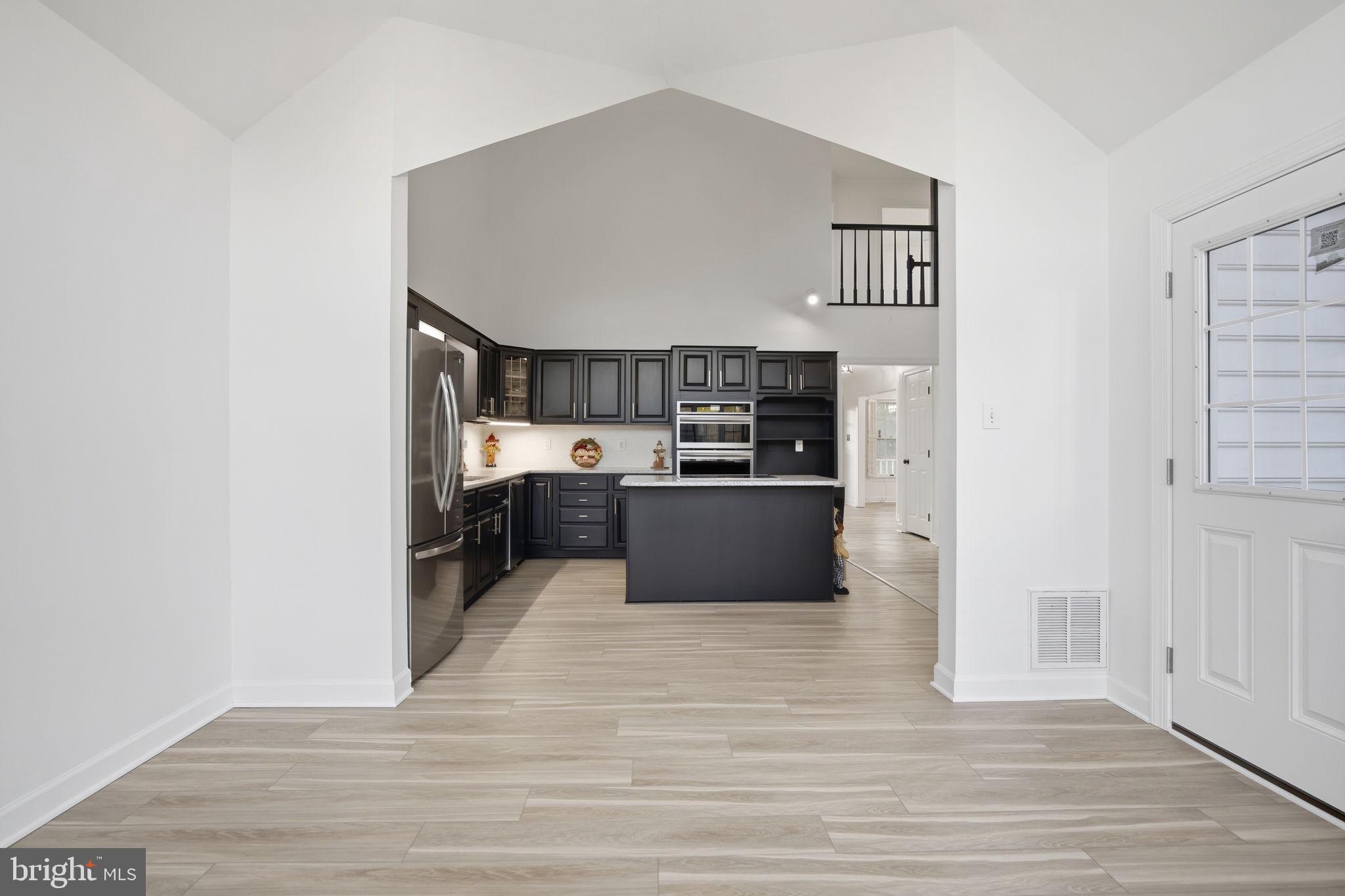 EASTLAND - Residential