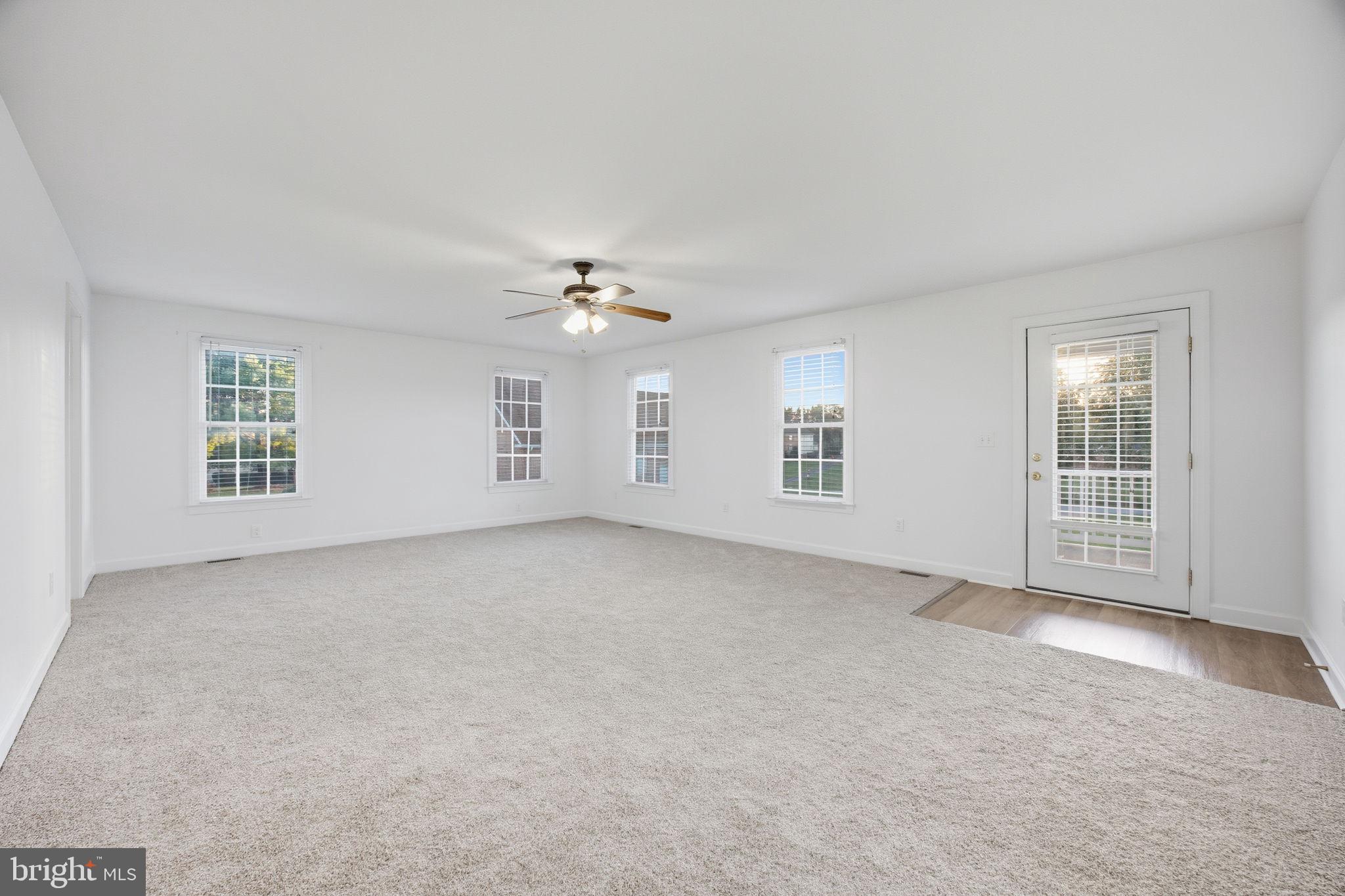 EASTLAND - Residential