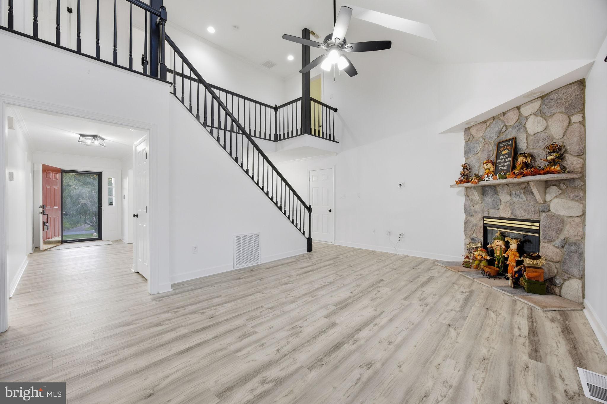 EASTLAND - Residential