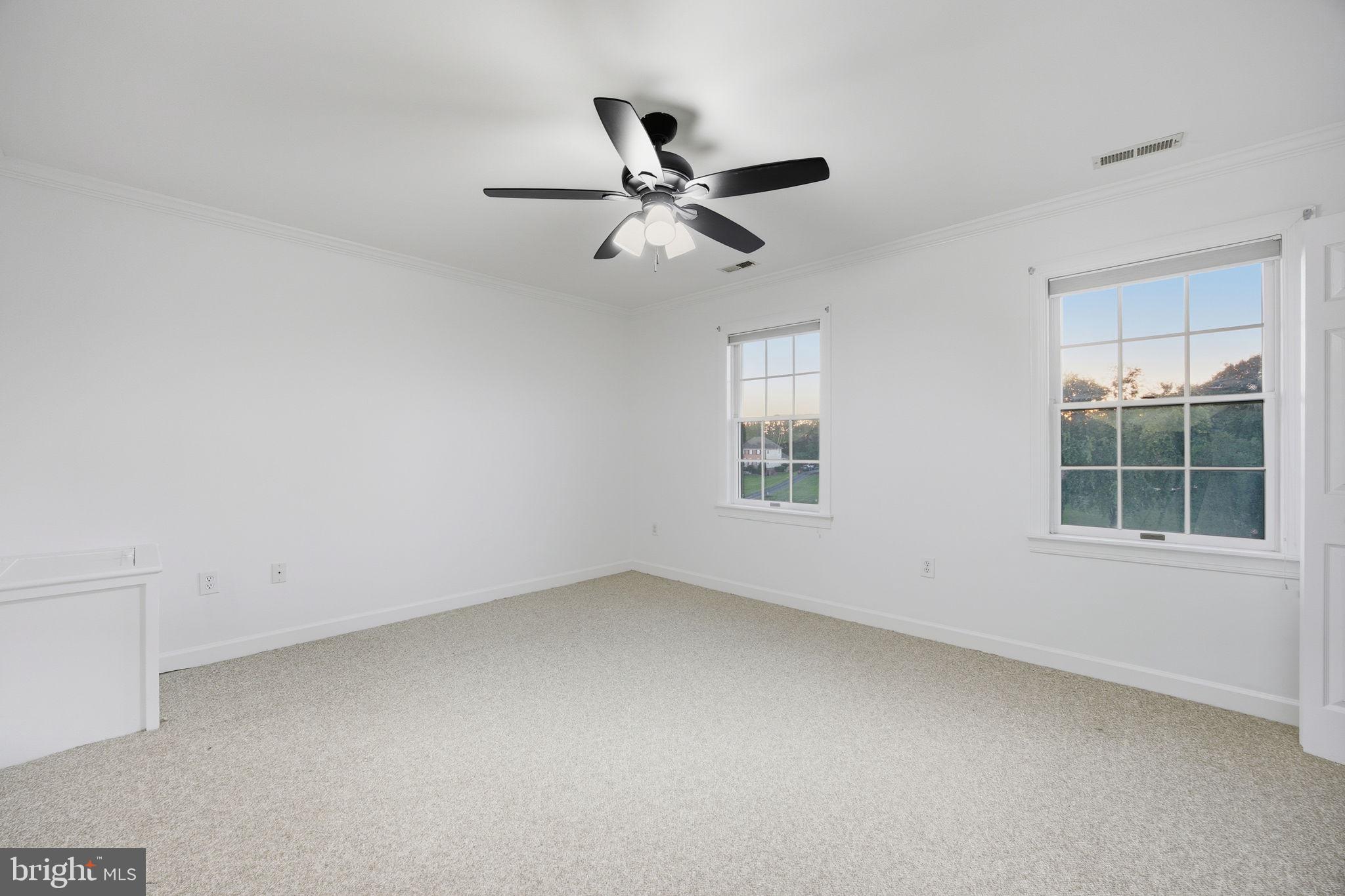 EASTLAND - Residential