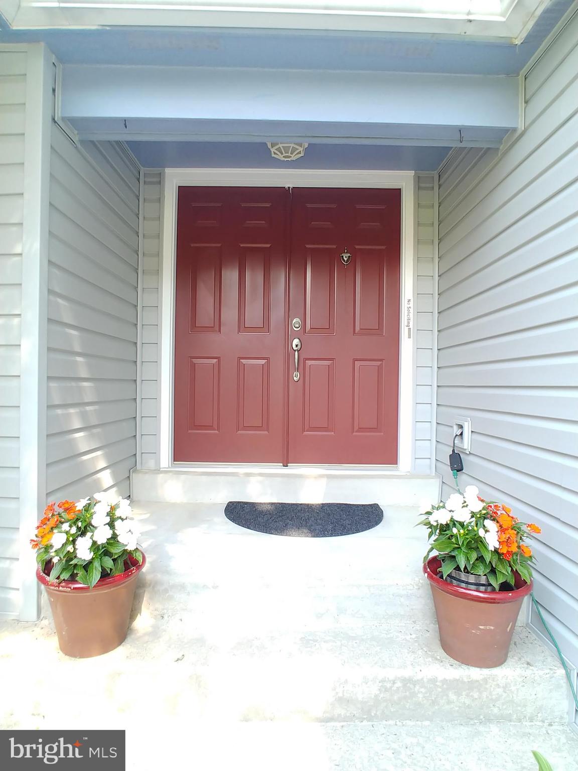 ST CHARLES HAMPSHIRE - Residential