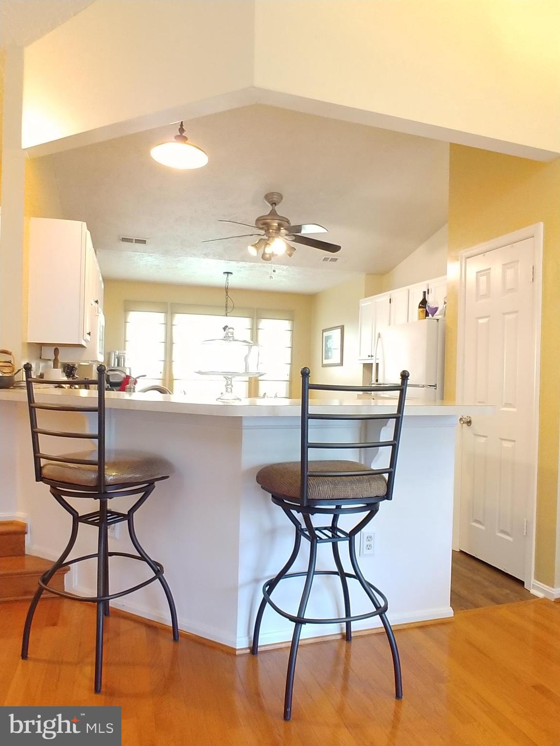 ST CHARLES HAMPSHIRE - Residential