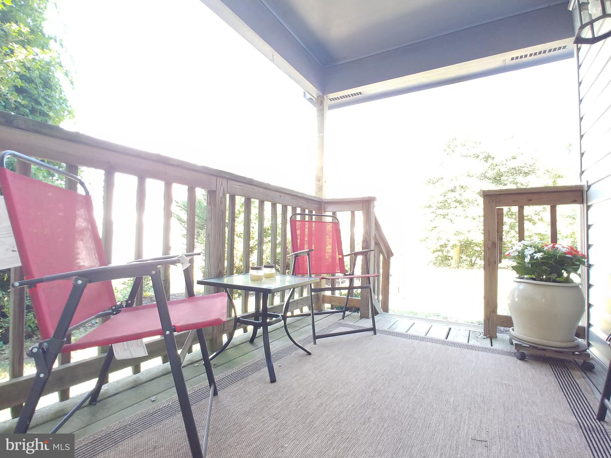 ST CHARLES HAMPSHIRE - Residential