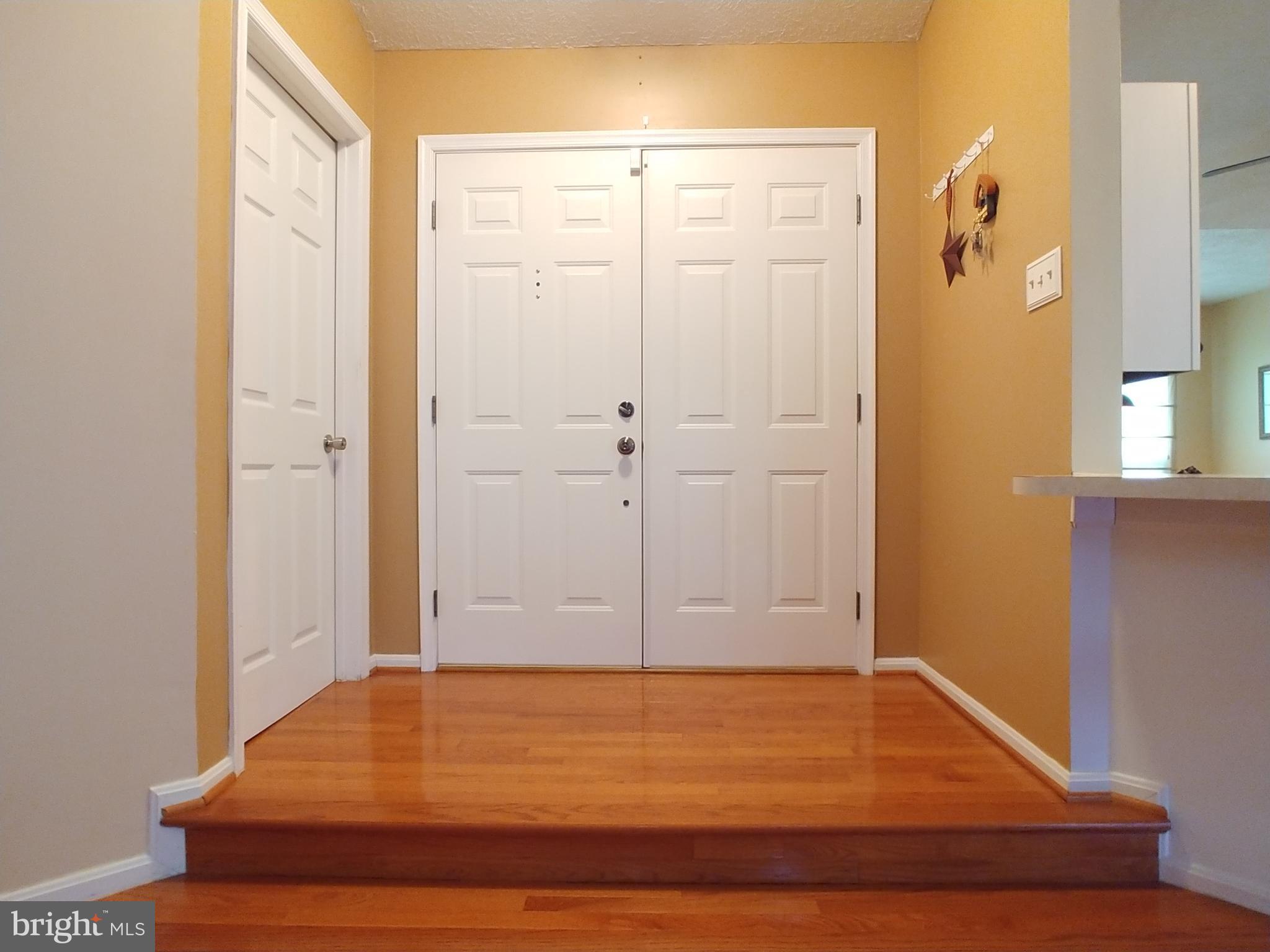 ST CHARLES HAMPSHIRE - Residential