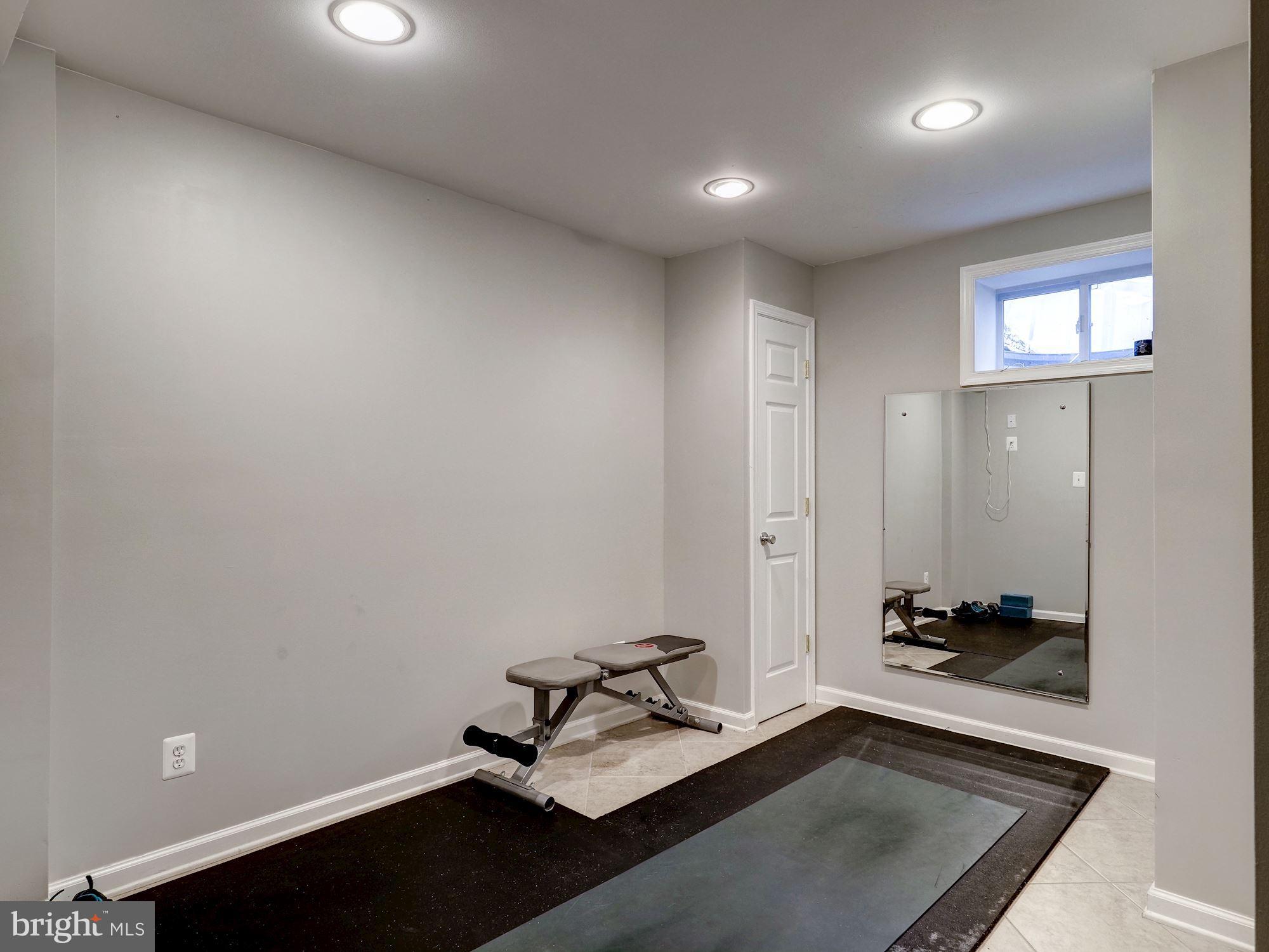 WESTHAVEN - Residential Lease