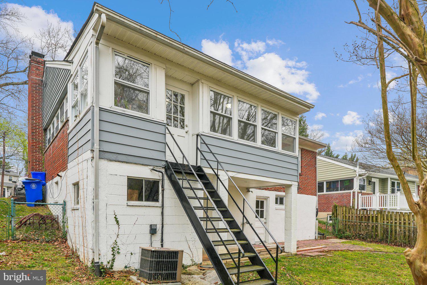 DAWN VILLAGE - Residential