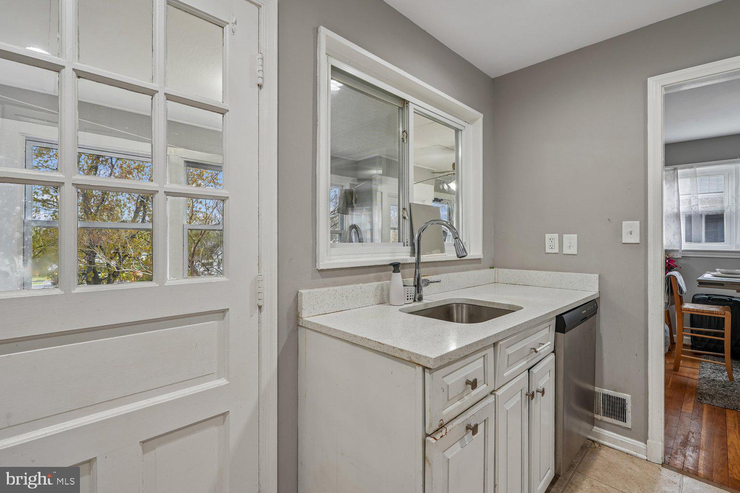 DAWN VILLAGE - Residential