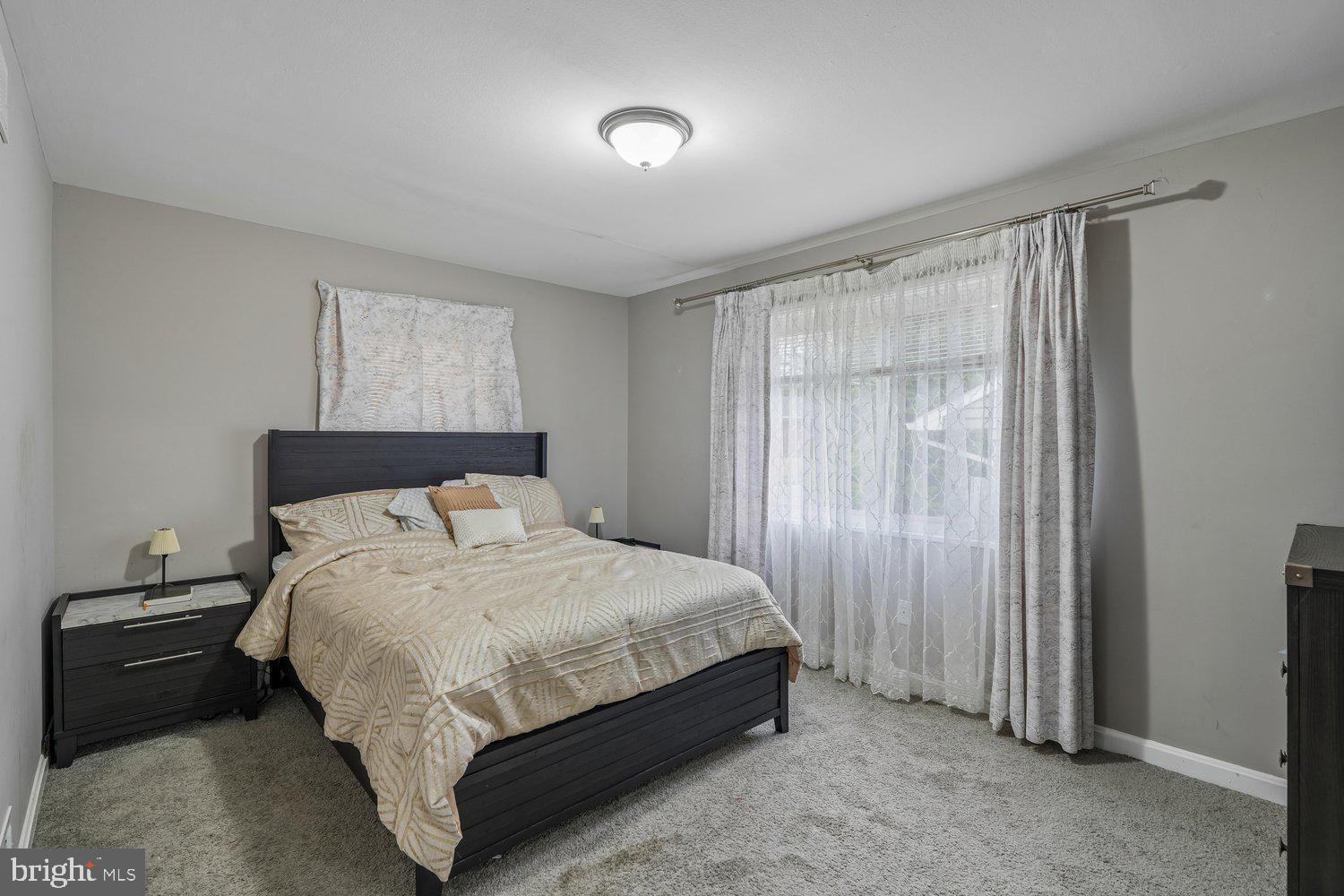 DAWN VILLAGE - Residential