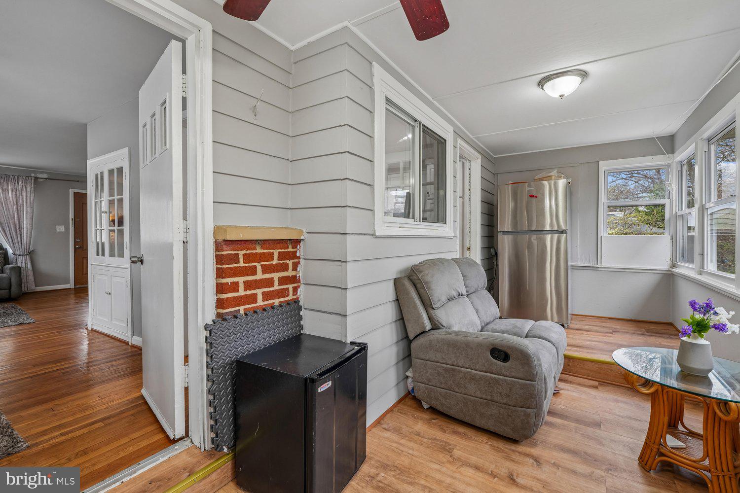 DAWN VILLAGE - Residential