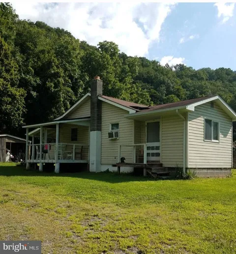 148 Aztec Sun Drive, Cabins, WV 26855 - MLS#: WVGT2001134