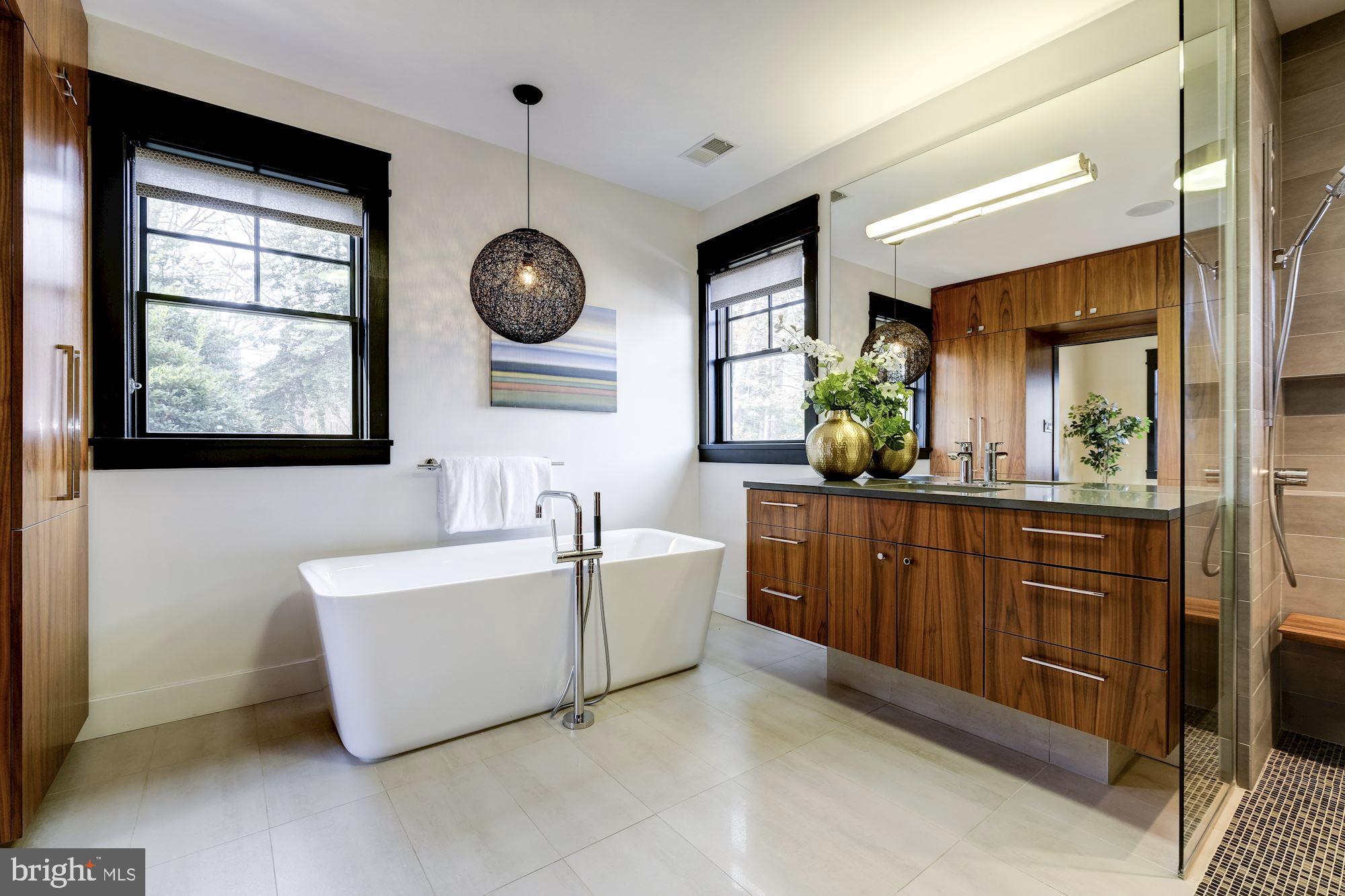 LYON PARK - Residential