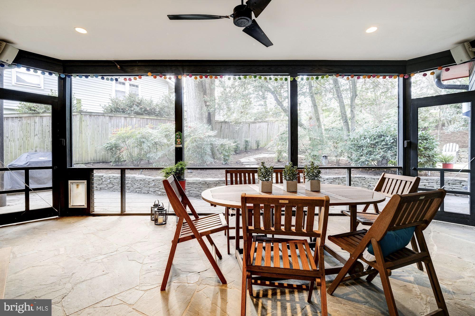 LYON PARK - Residential