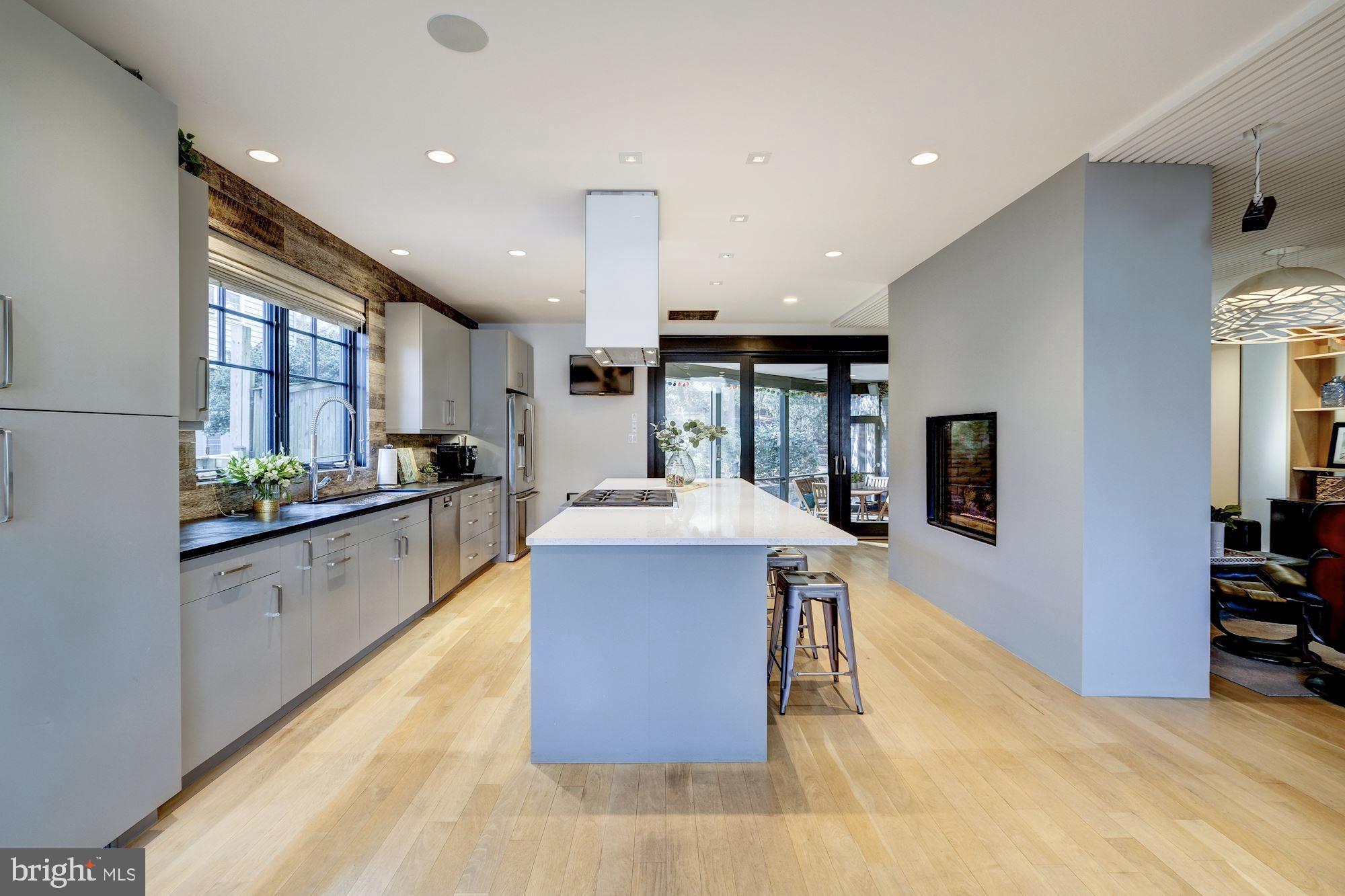 LYON PARK - Residential