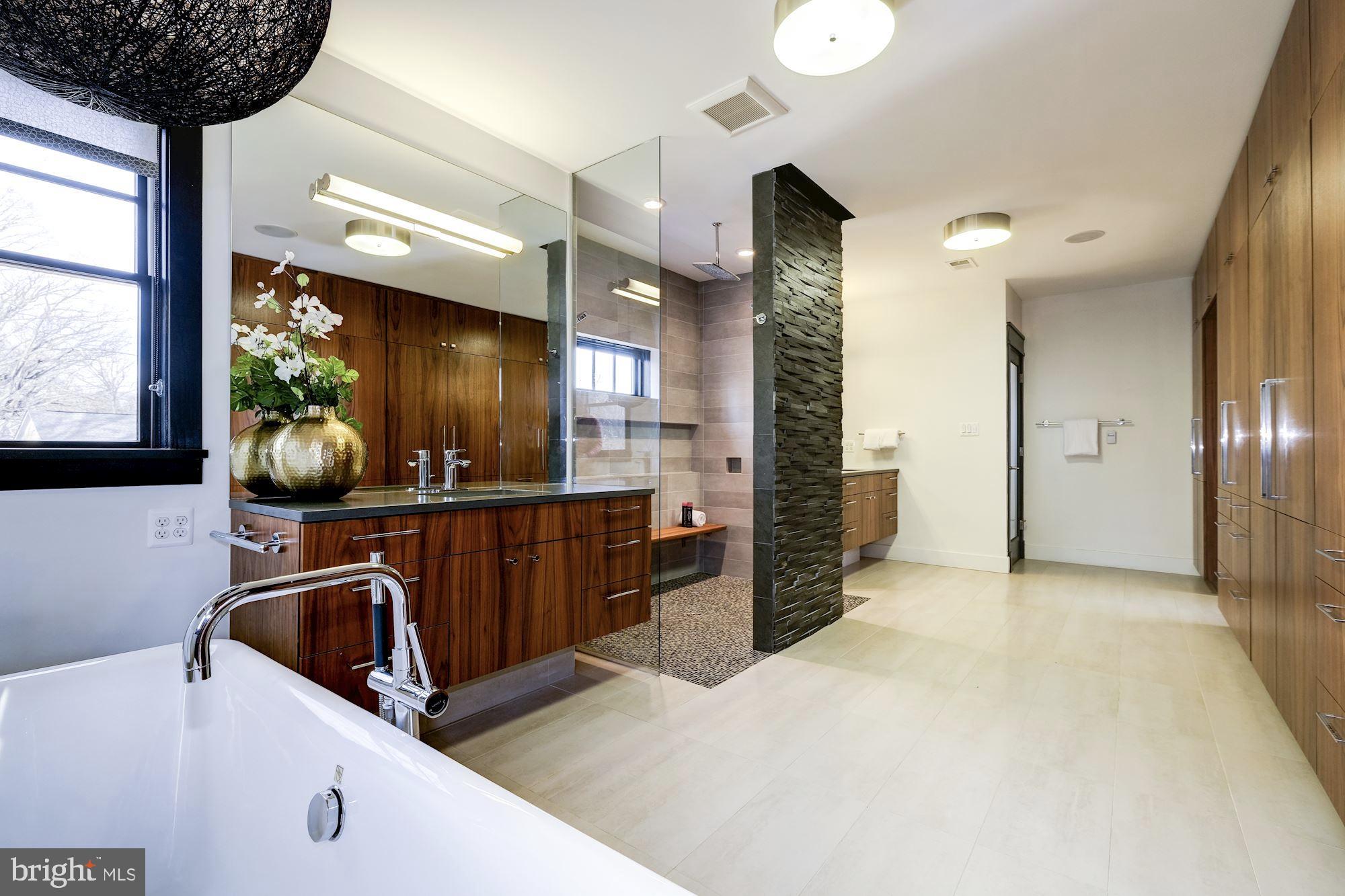 LYON PARK - Residential