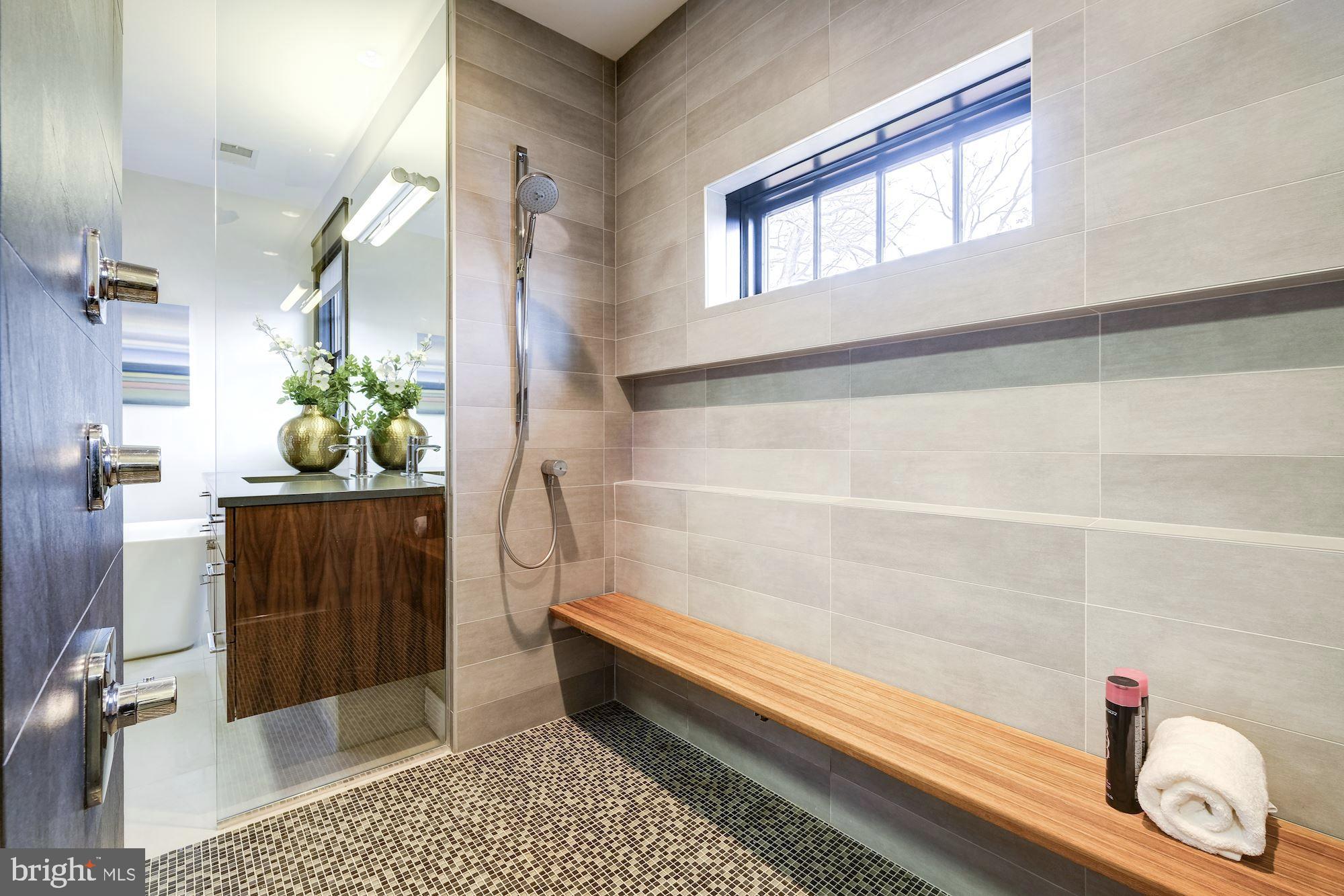 LYON PARK - Residential