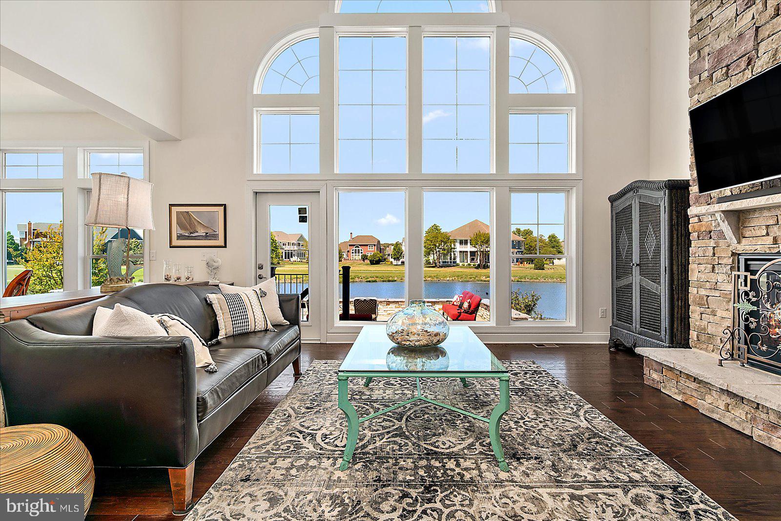 PENINSULA - Residential