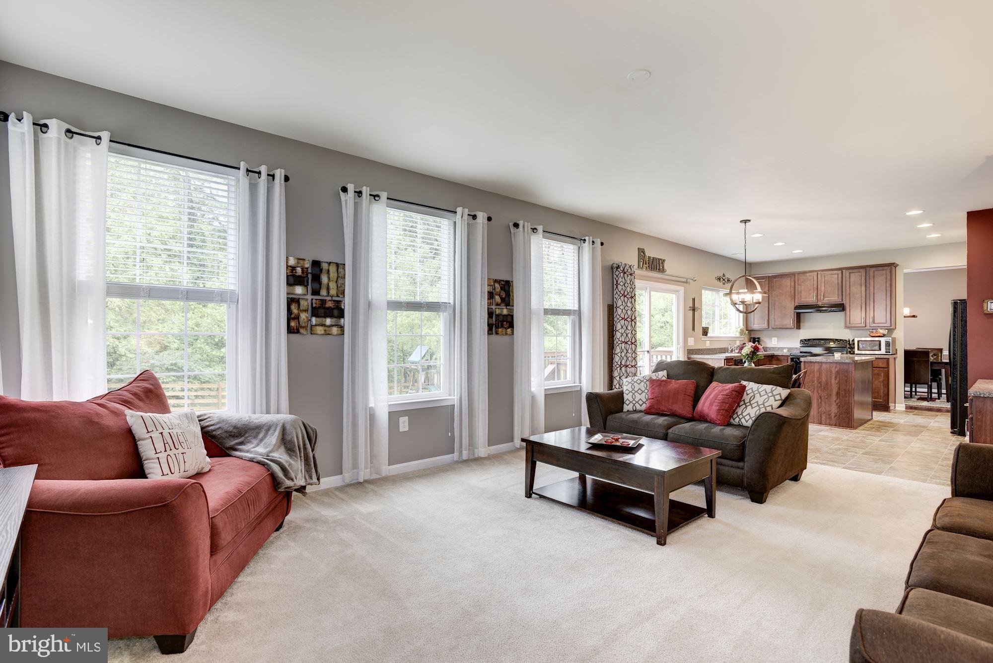 MOUNTAIN VALLEY - Residential