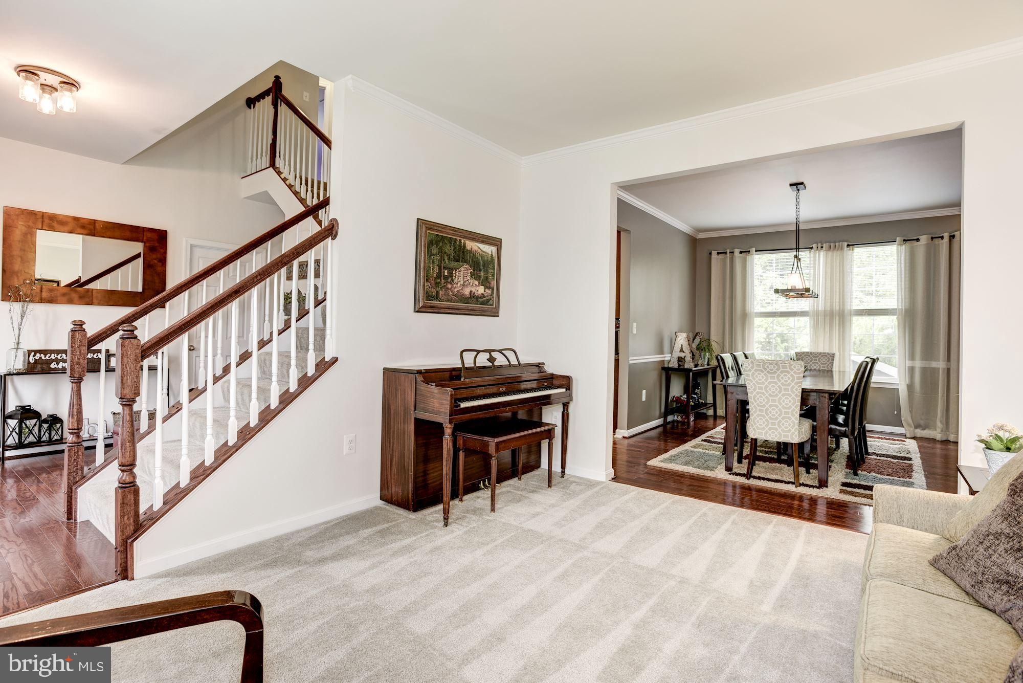 MOUNTAIN VALLEY - Residential