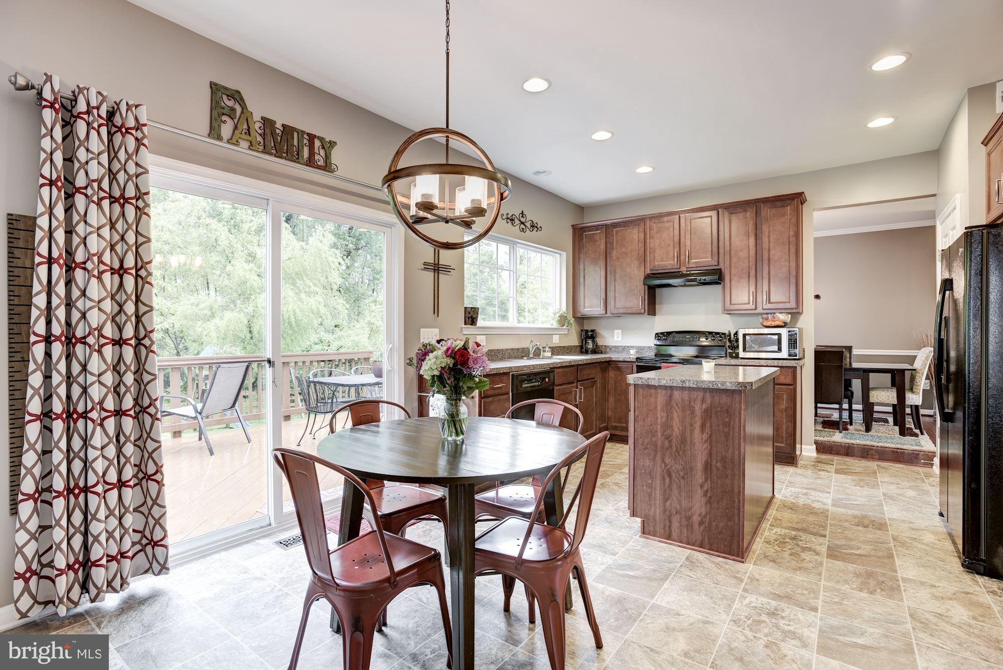 MOUNTAIN VALLEY - Residential