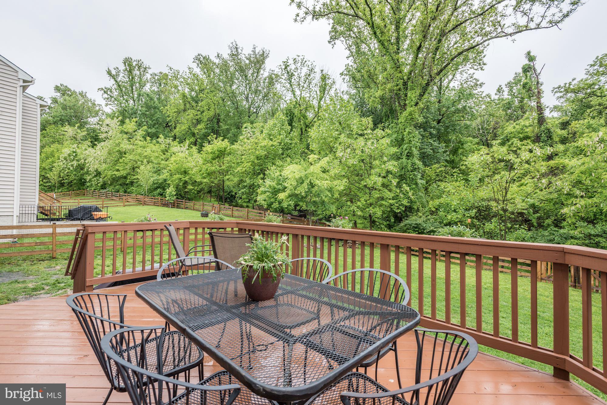 MOUNTAIN VALLEY - Residential