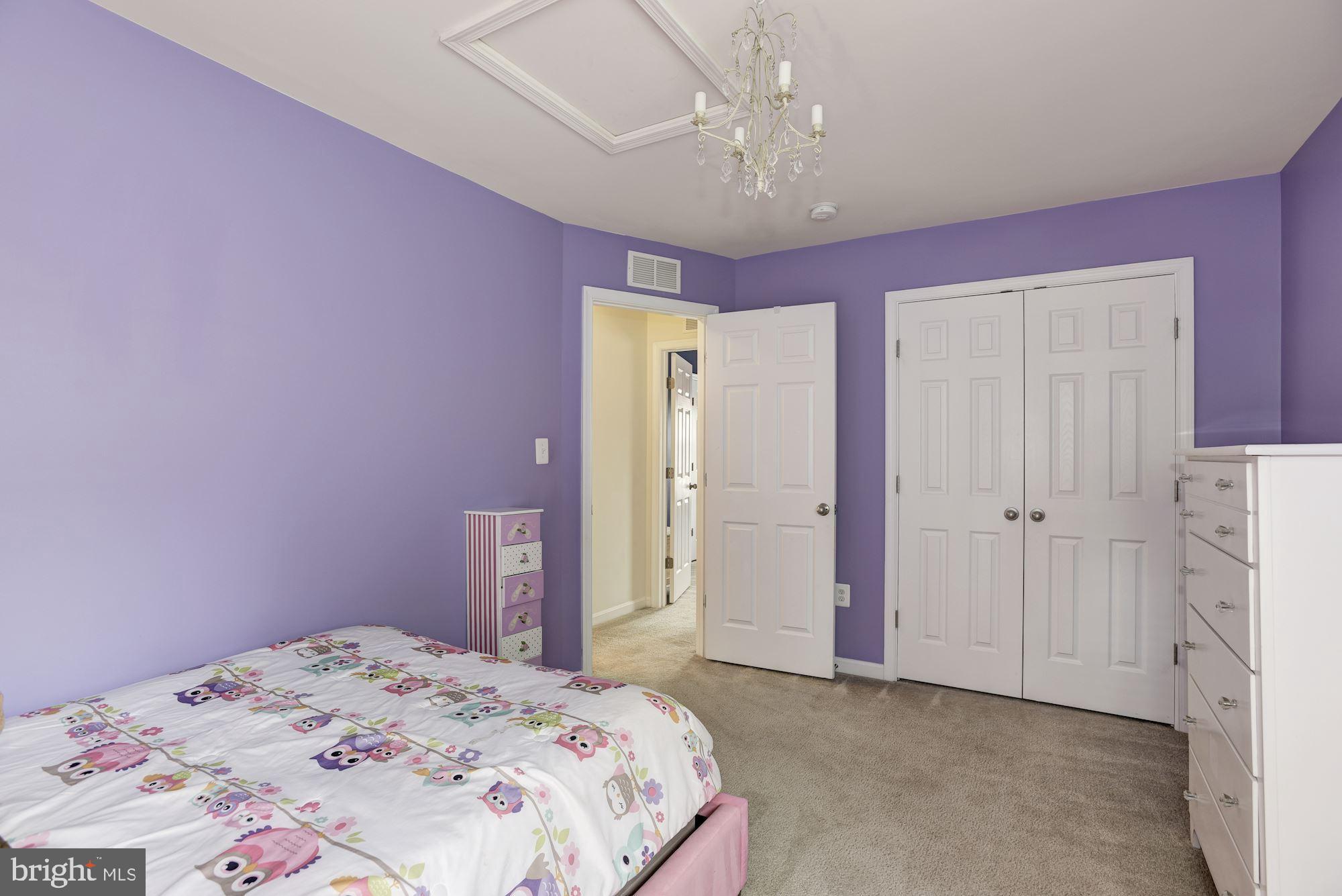 MOUNTAIN VALLEY - Residential