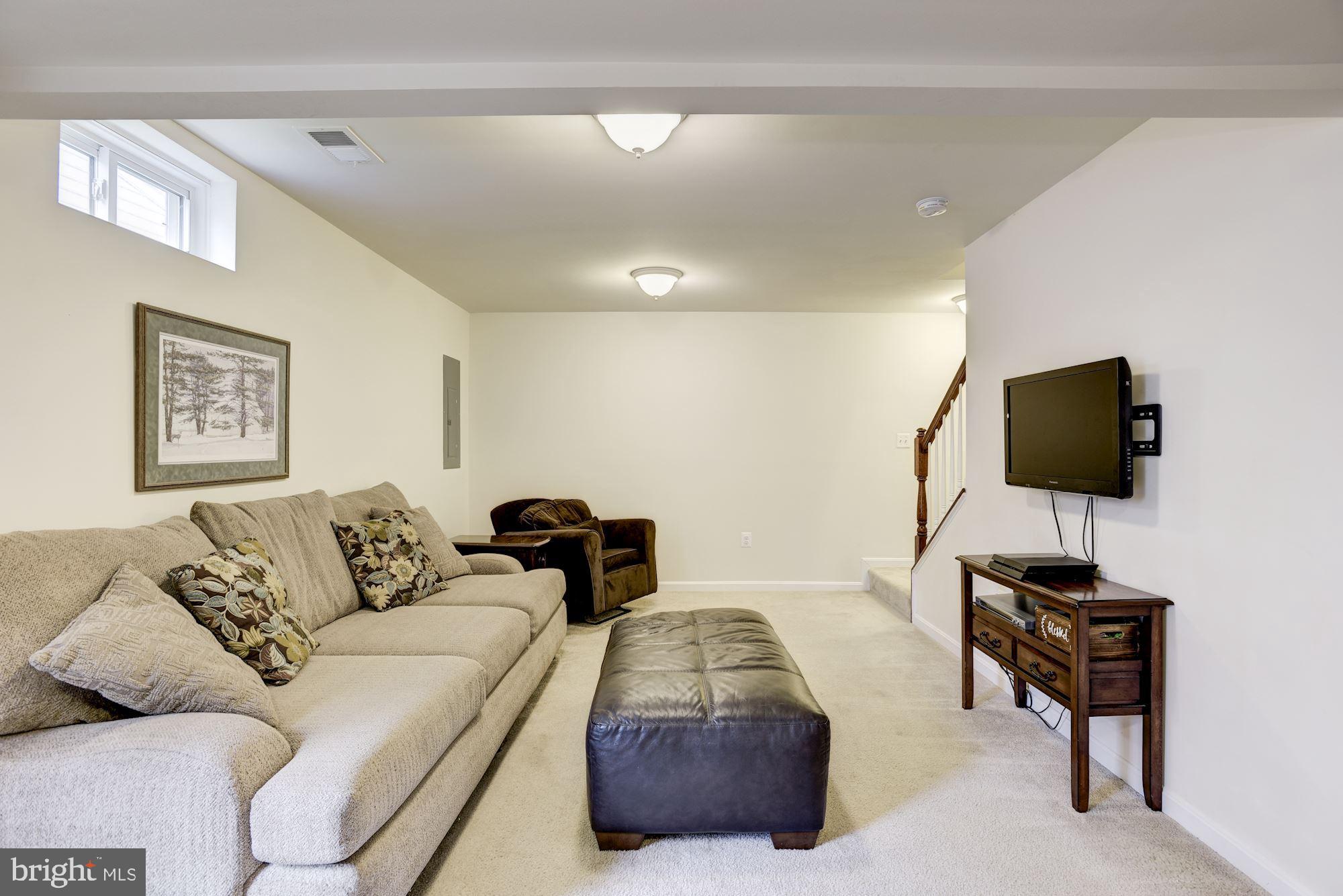 MOUNTAIN VALLEY - Residential