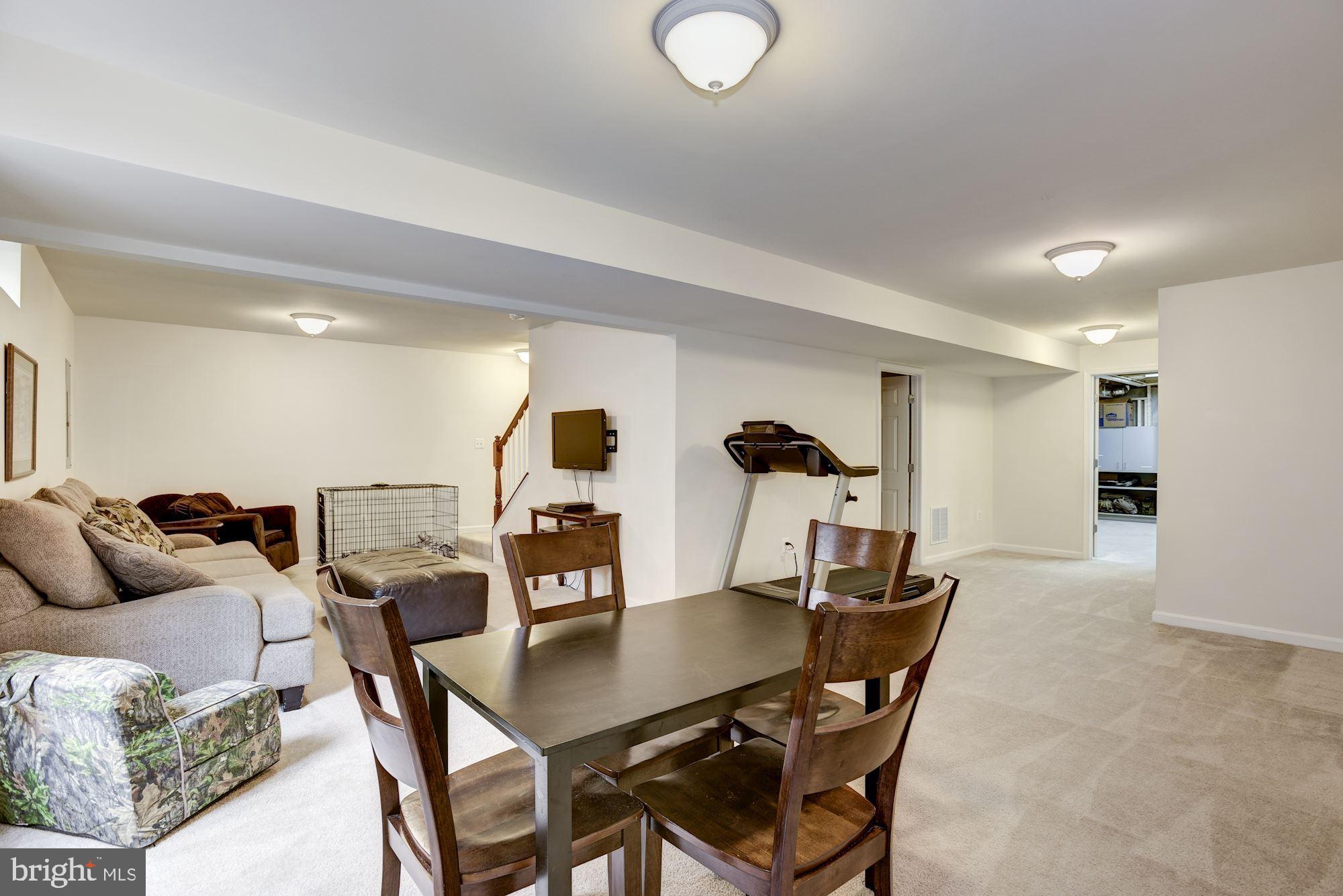 MOUNTAIN VALLEY - Residential