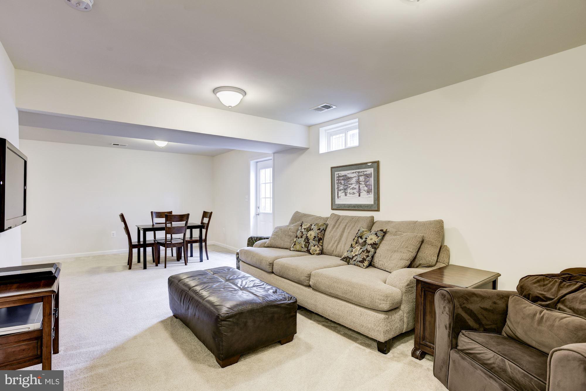 MOUNTAIN VALLEY - Residential