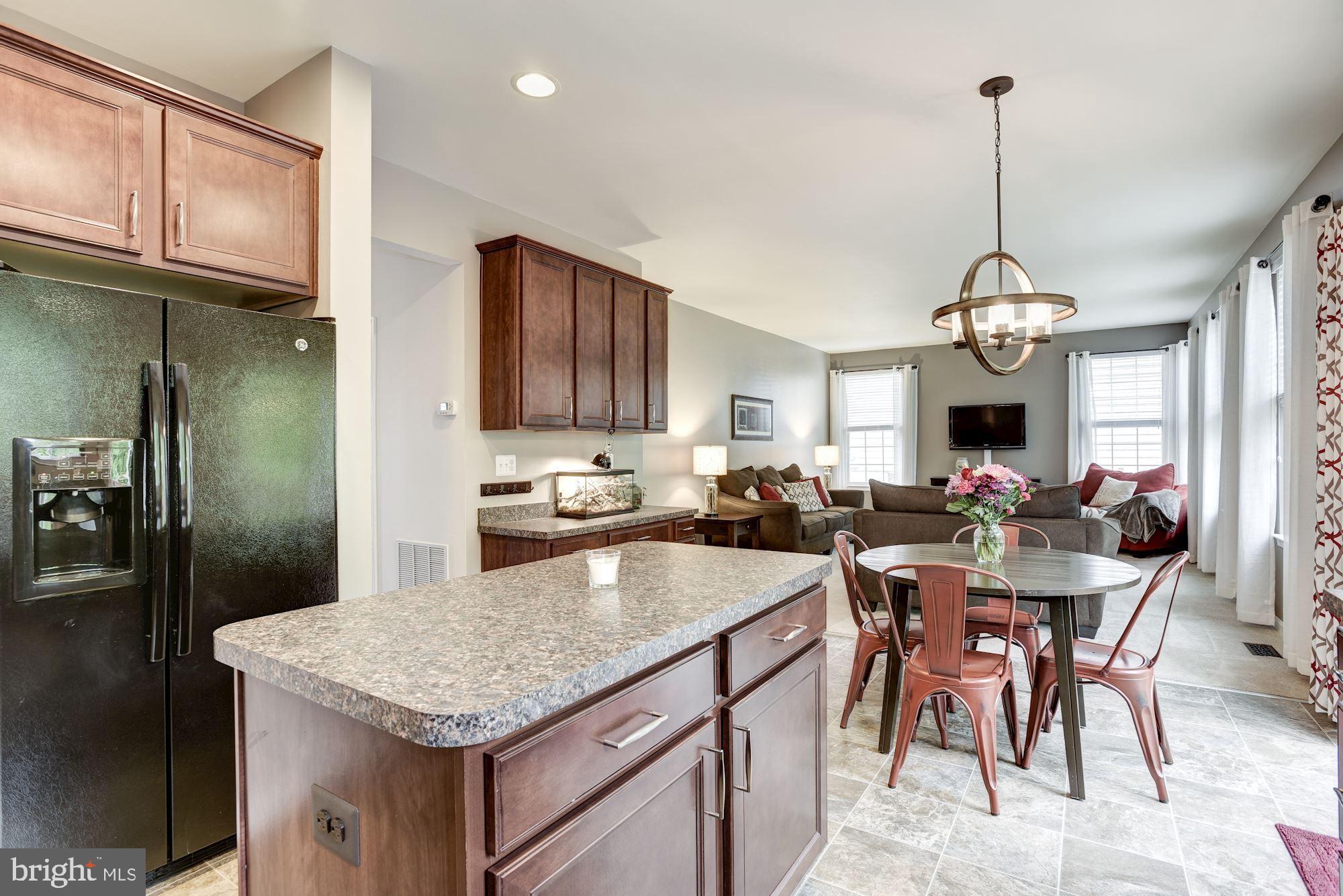 MOUNTAIN VALLEY - Residential