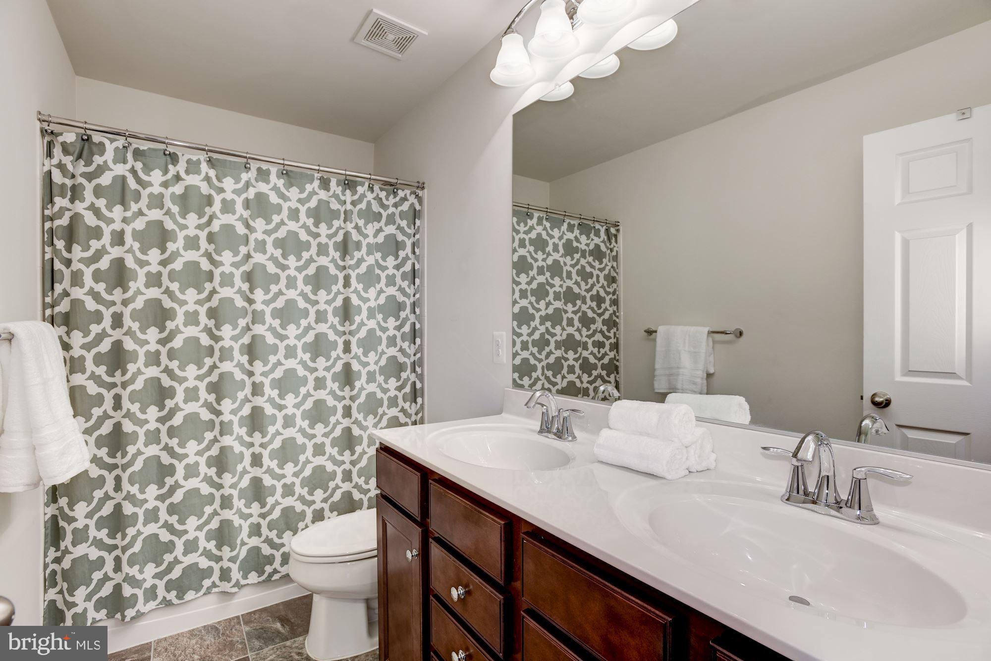 MOUNTAIN VALLEY - Residential