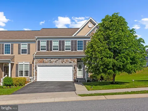 182 Greenvale Mews Drive Unit 13, Westminster, MD MLS: MDCR2027078