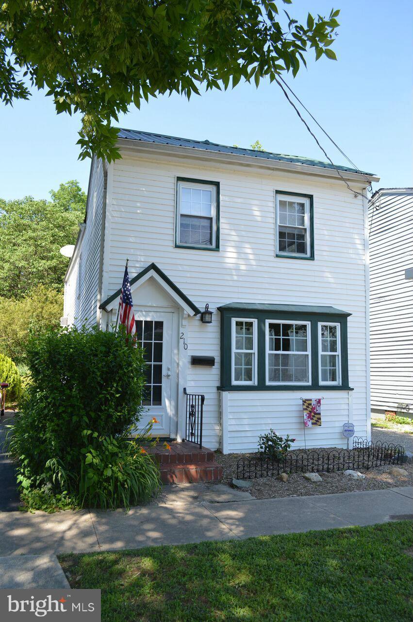 HISTORIC CHESTERTOWN - Residential
