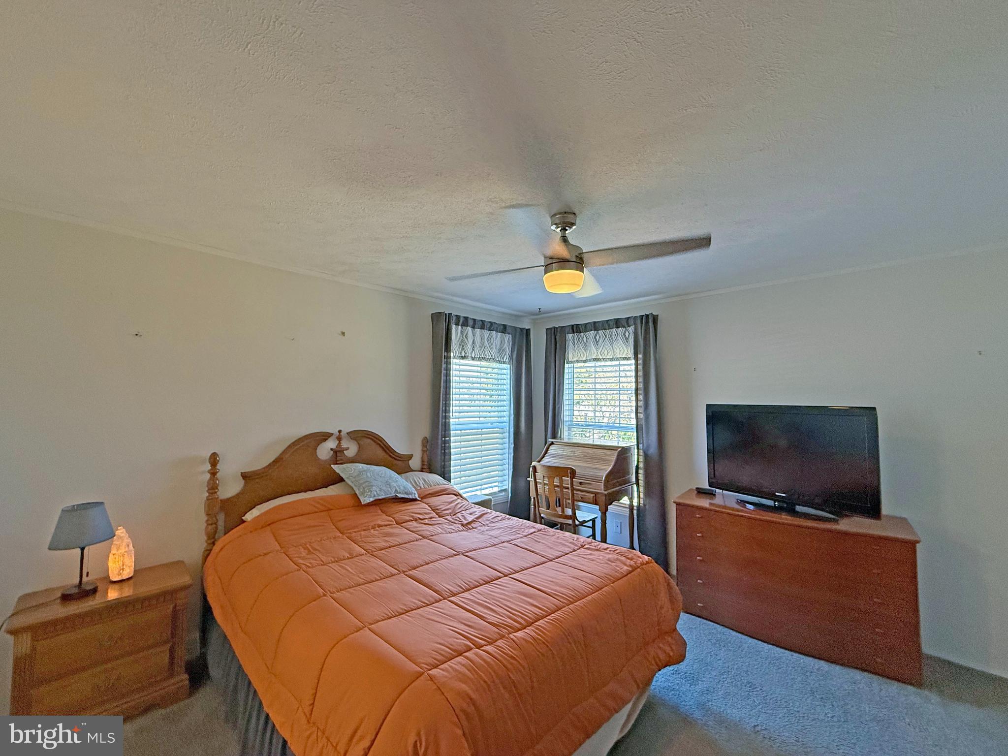 WHISPERING PINE MHP - Residential