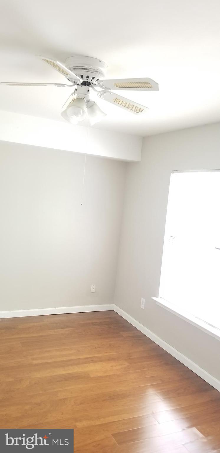 PONDS AT CENTREVILLE - Residential