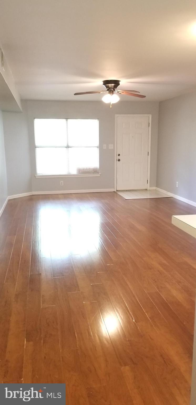 PONDS AT CENTREVILLE - Residential