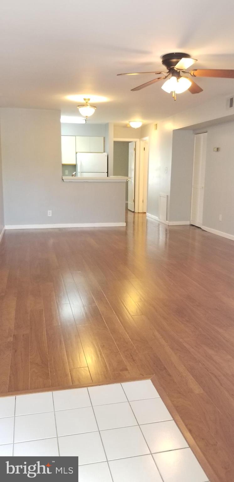 PONDS AT CENTREVILLE - Residential