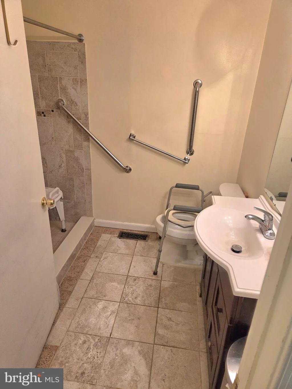 Additional image 9 of 2857 Cairncross Terrace, Silver Spring, MD 20906