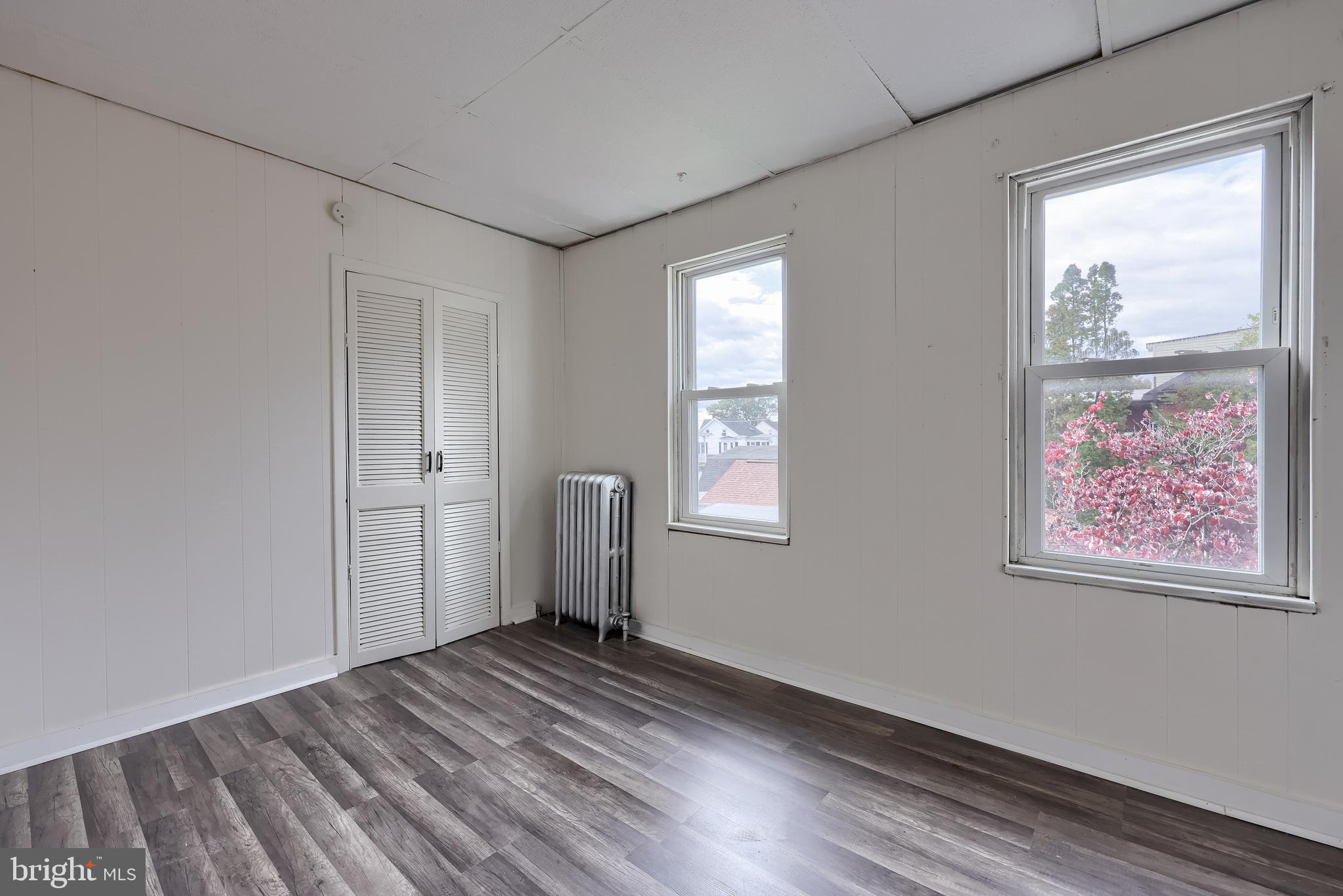 WARD 5 - Residential