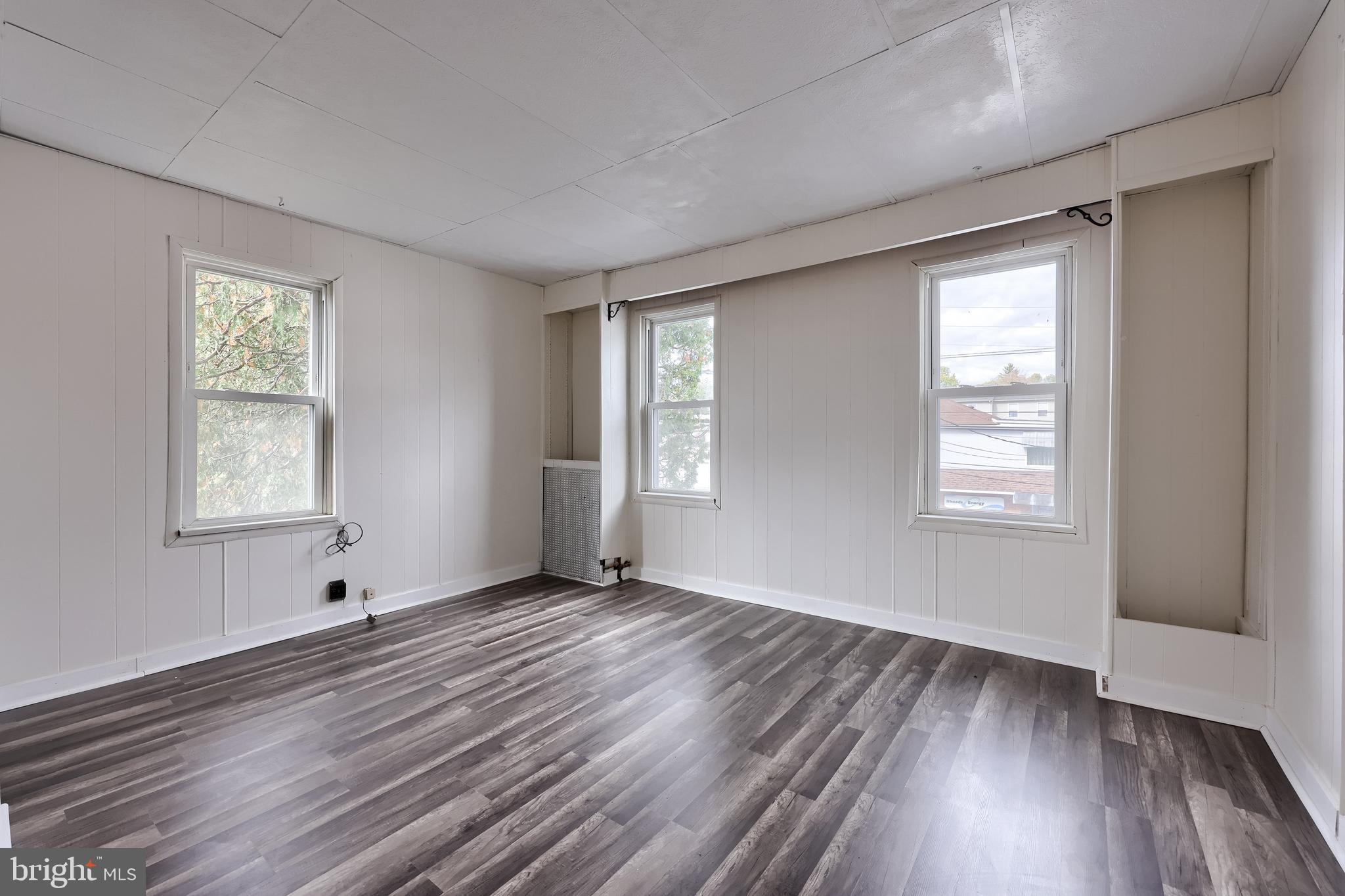 WARD 5 - Residential