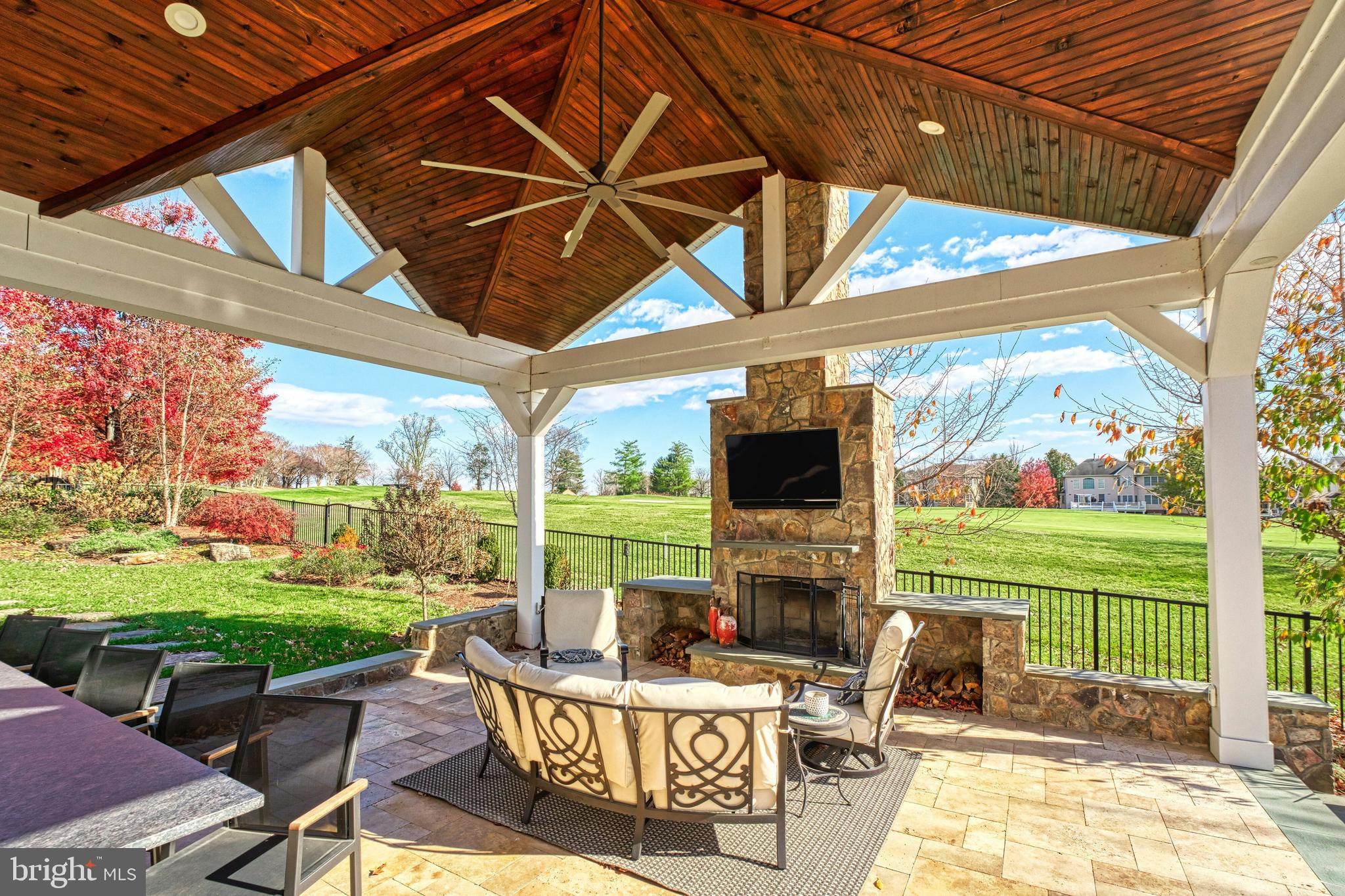 BELMONT COUNTRY CLUB - Residential