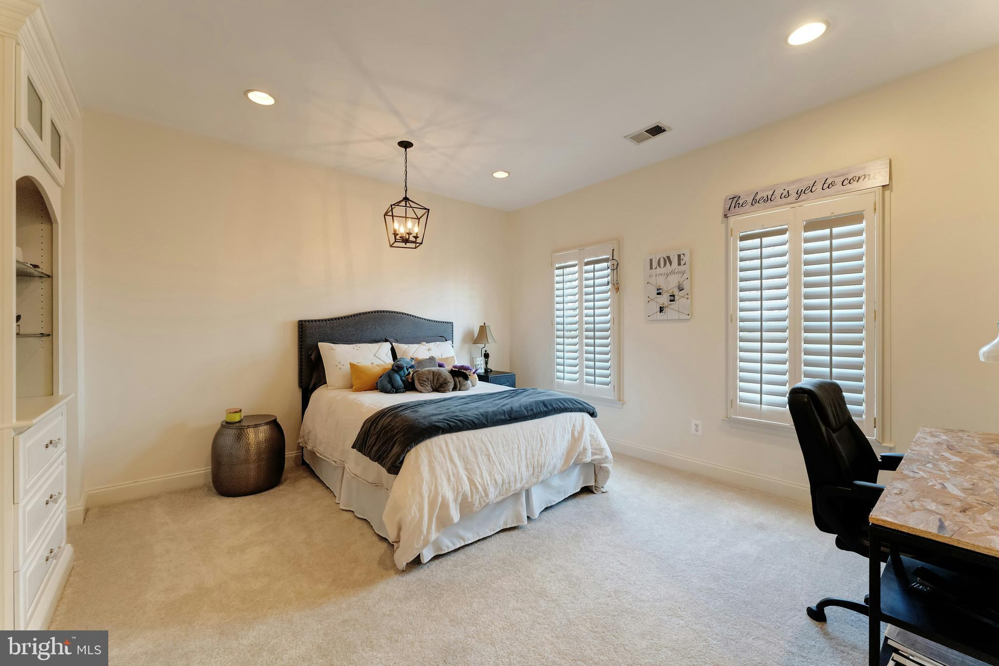 BELMONT COUNTRY CLUB - Residential