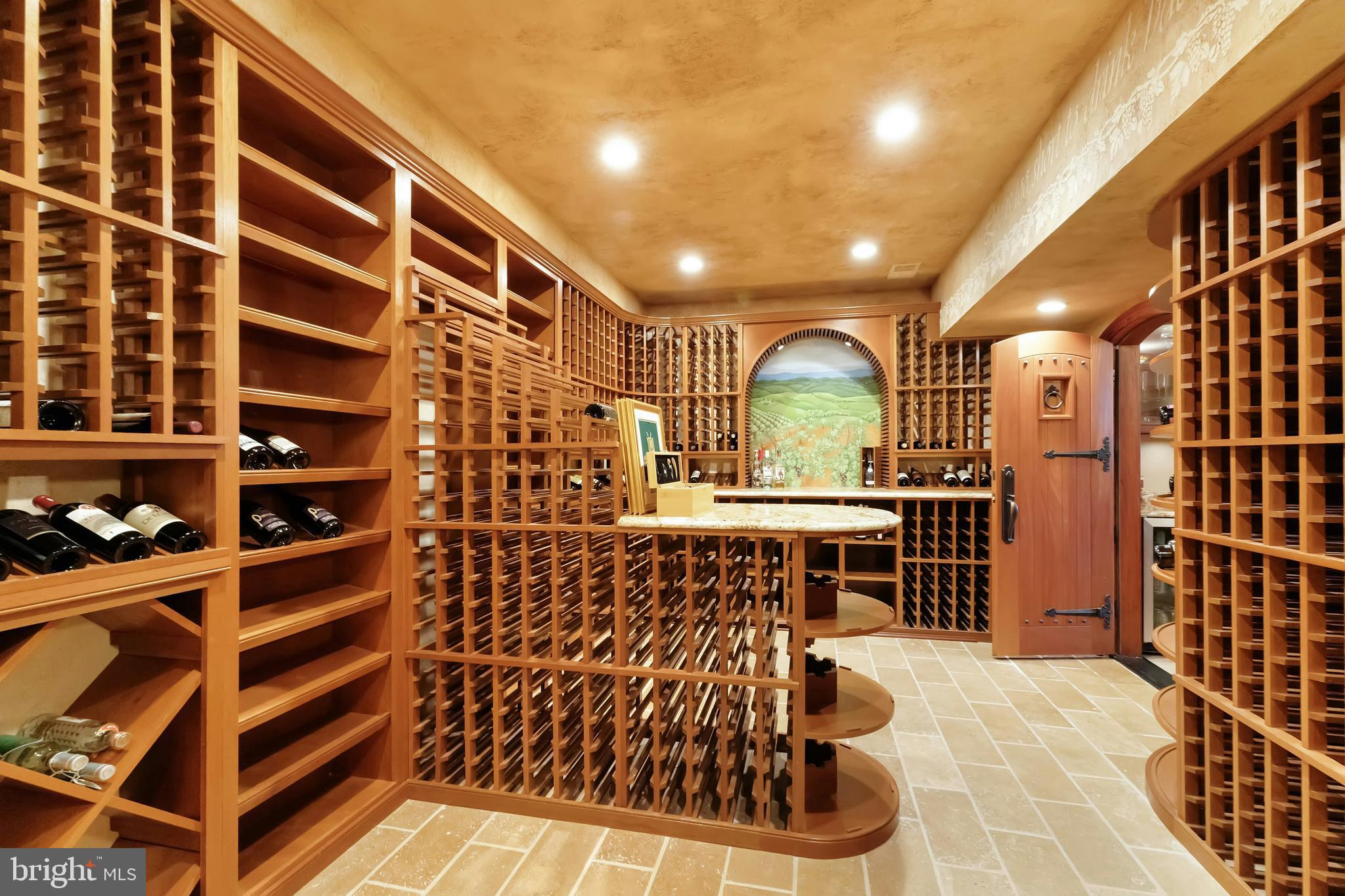 BELMONT COUNTRY CLUB - Residential