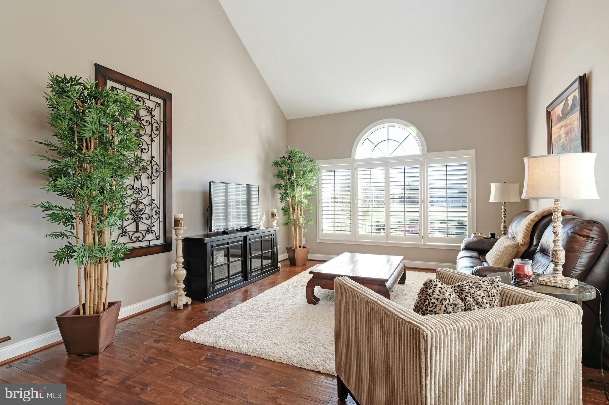 BELMONT COUNTRY CLUB - Residential