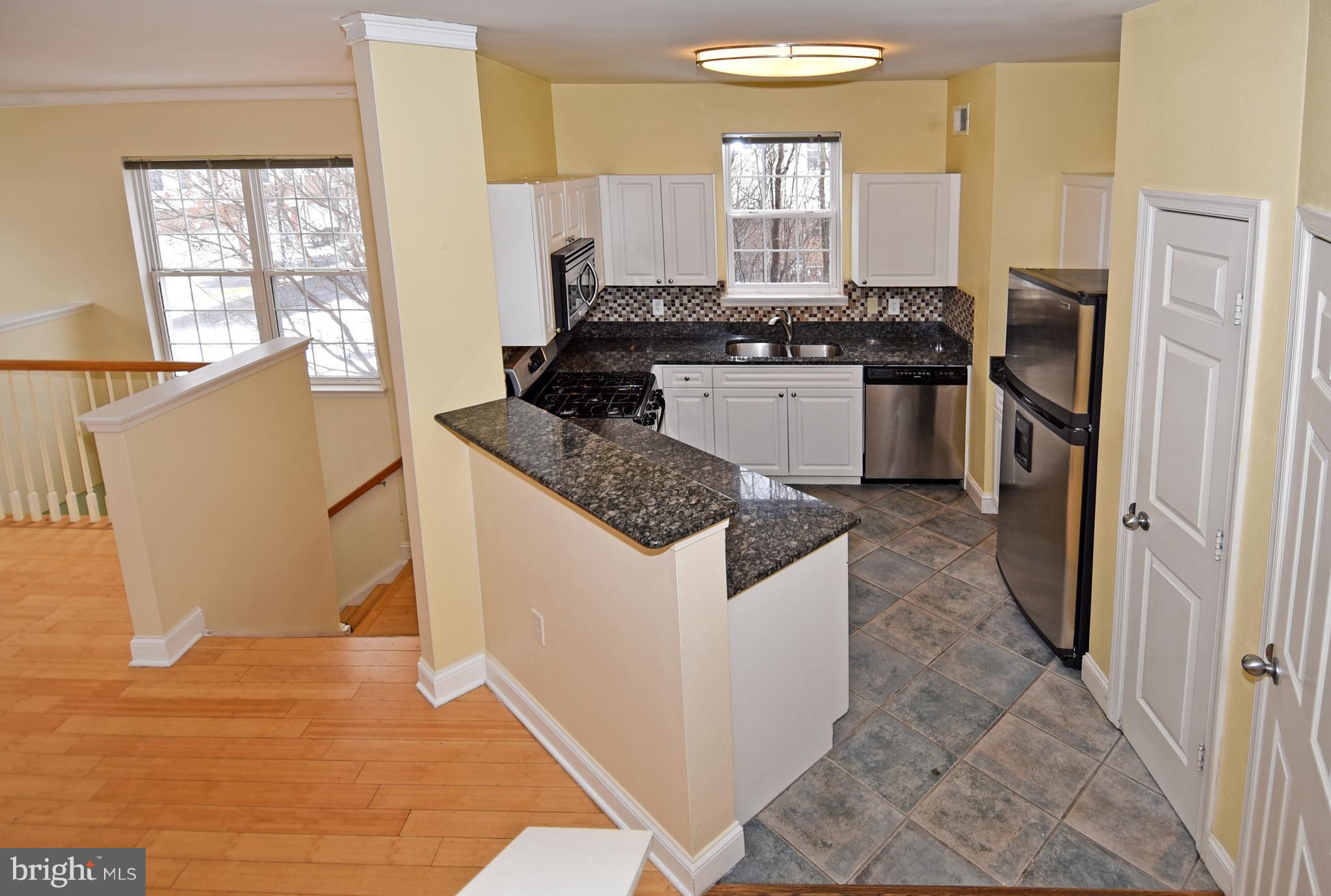 HIGH POINTE AT JEFFERSON PARK - Residential Lease