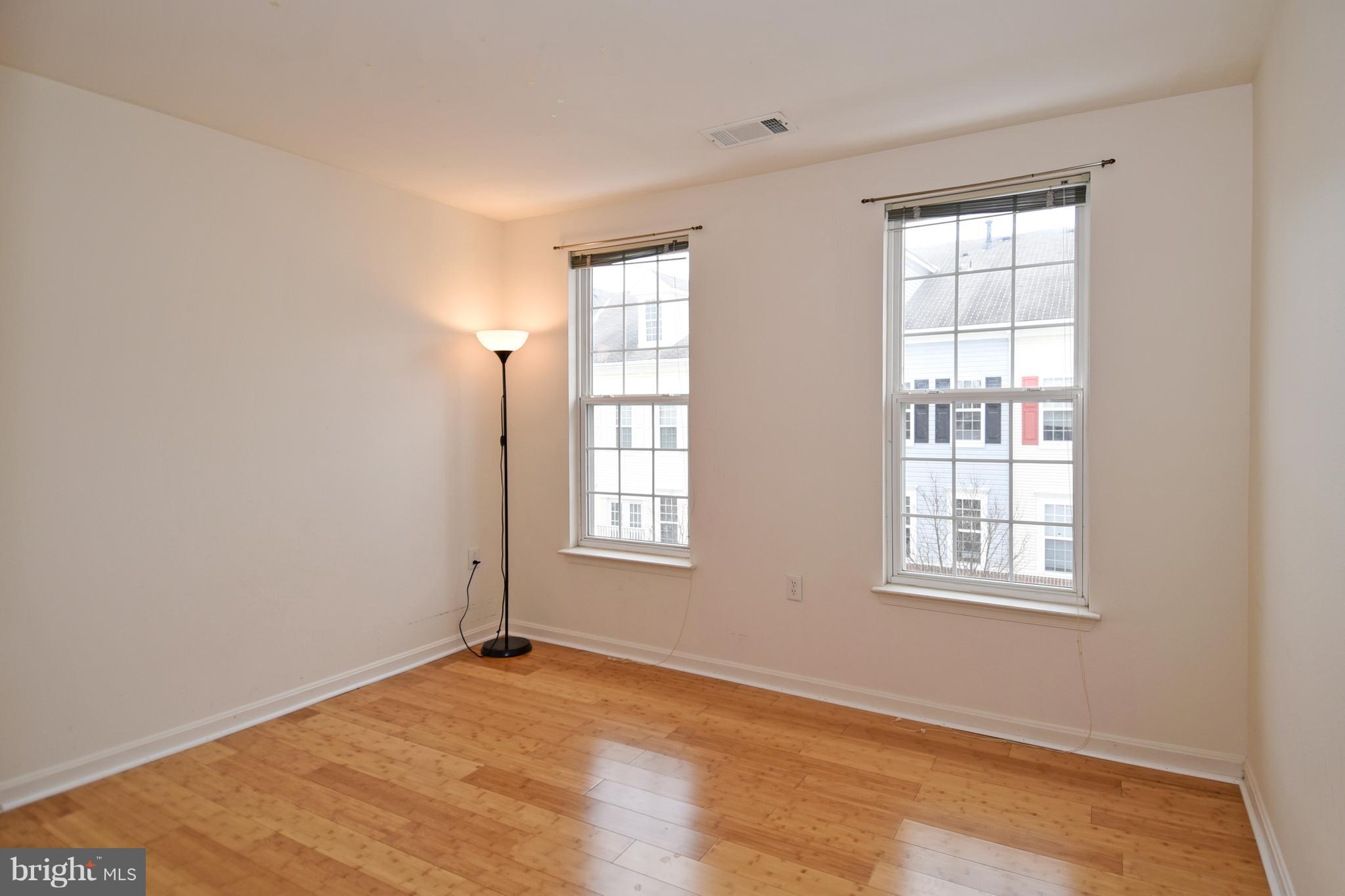 HIGH POINTE AT JEFFERSON PARK - Residential Lease